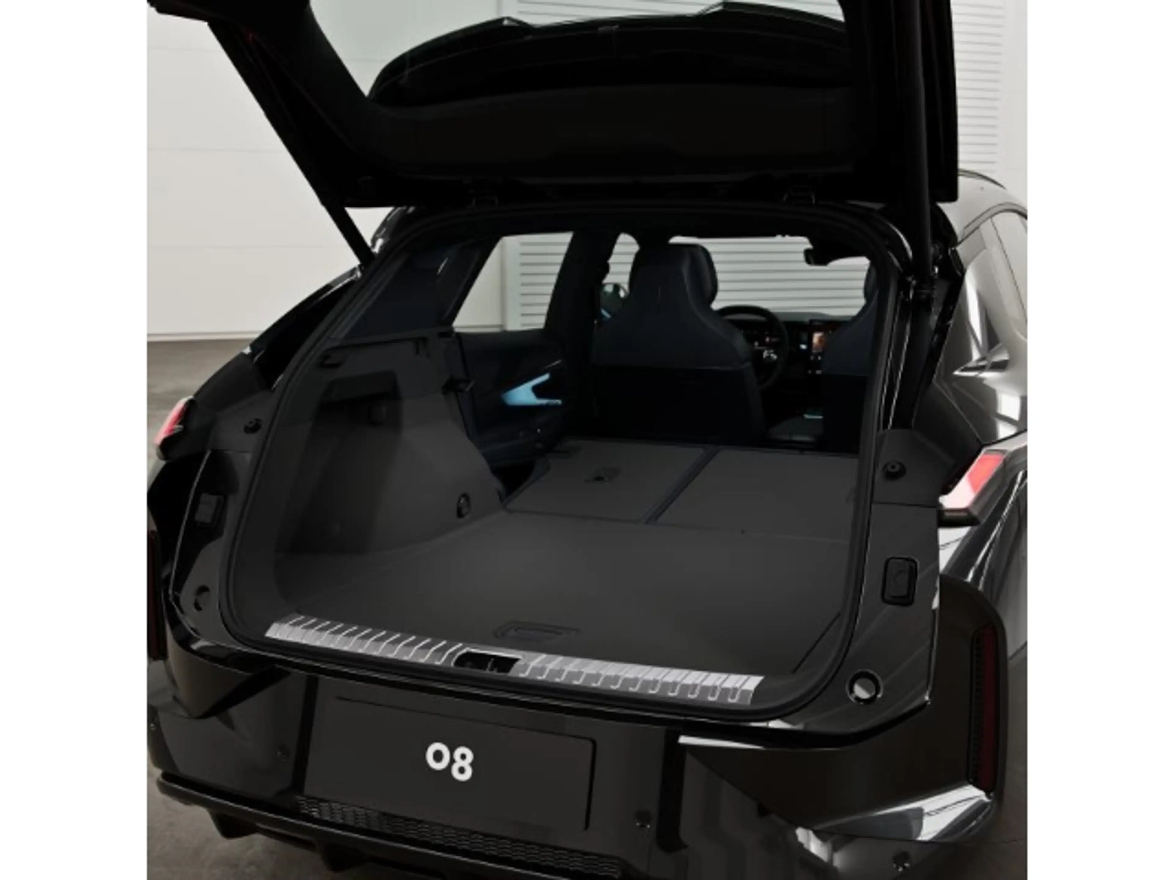 Lynk & Co 08 CORE / SHZ / Kamera / NAVI / ACC / LED / BARKAUF A — photo 14