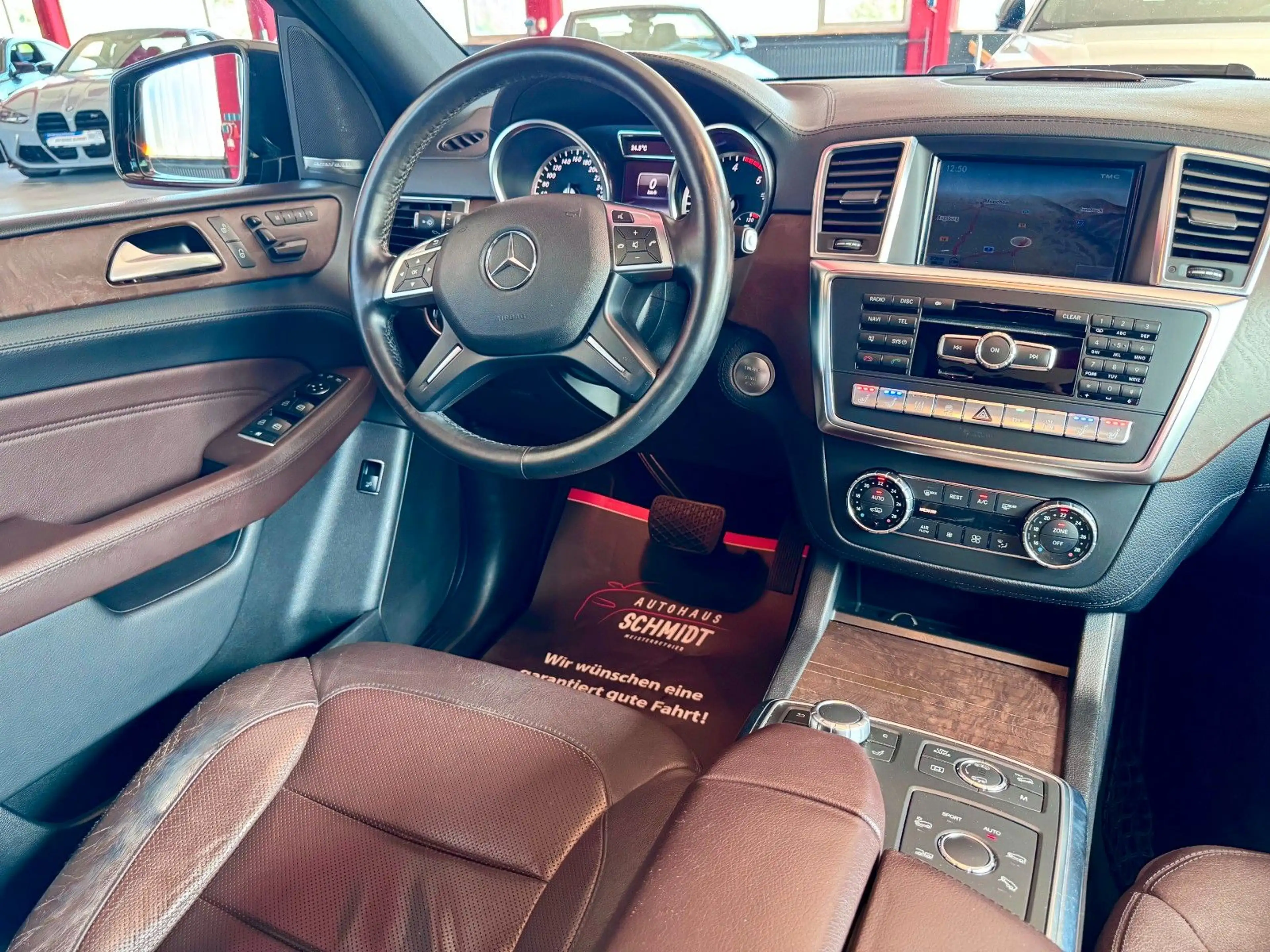 Mercedes-Benz ML 350 CDI AMG Line Offroad AHK Pano Standheiz — photo 3