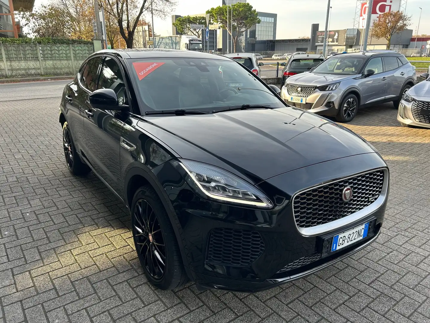 Jaguar E-Pace E-Pace 2.0 i4 R-Dynamic SE awd 249cv auto Noir - 1