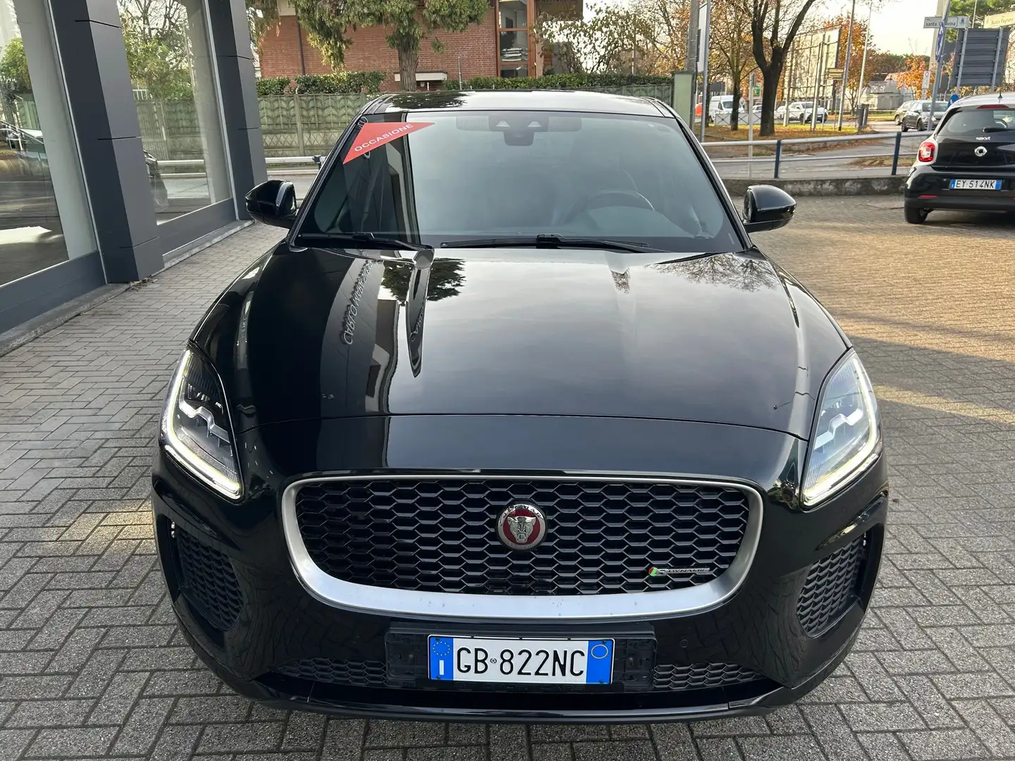 Jaguar E-Pace E-Pace 2.0 i4 R-Dynamic SE awd 249cv auto Noir - 2