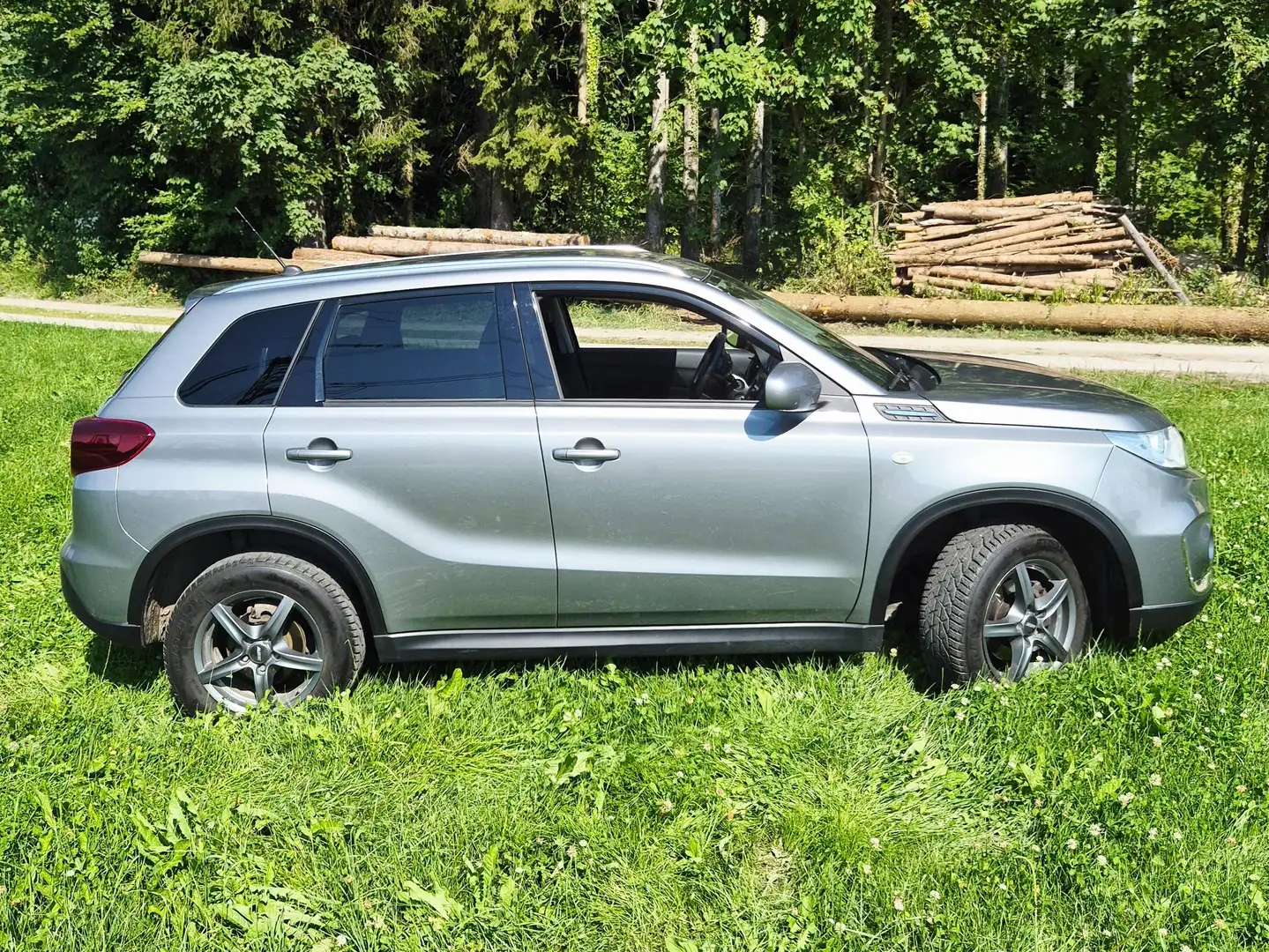 Suzuki Vitara Vitara 1,0 DITC ALLGRIP flash flash Grau - 2