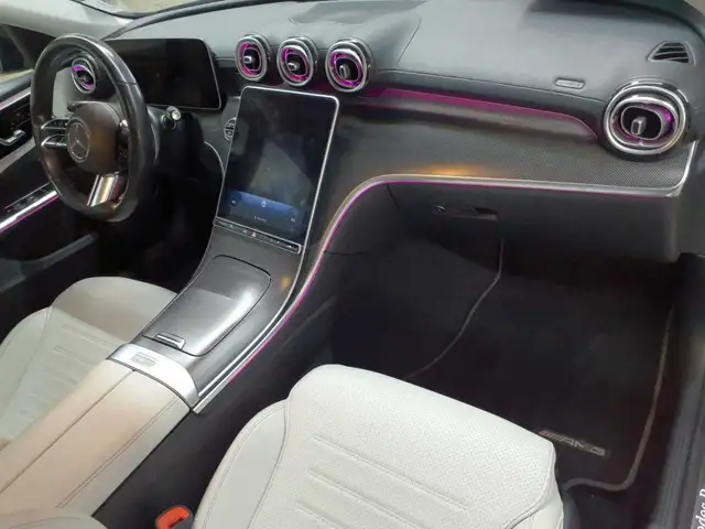 Mercedes-Benz C-Class view 13