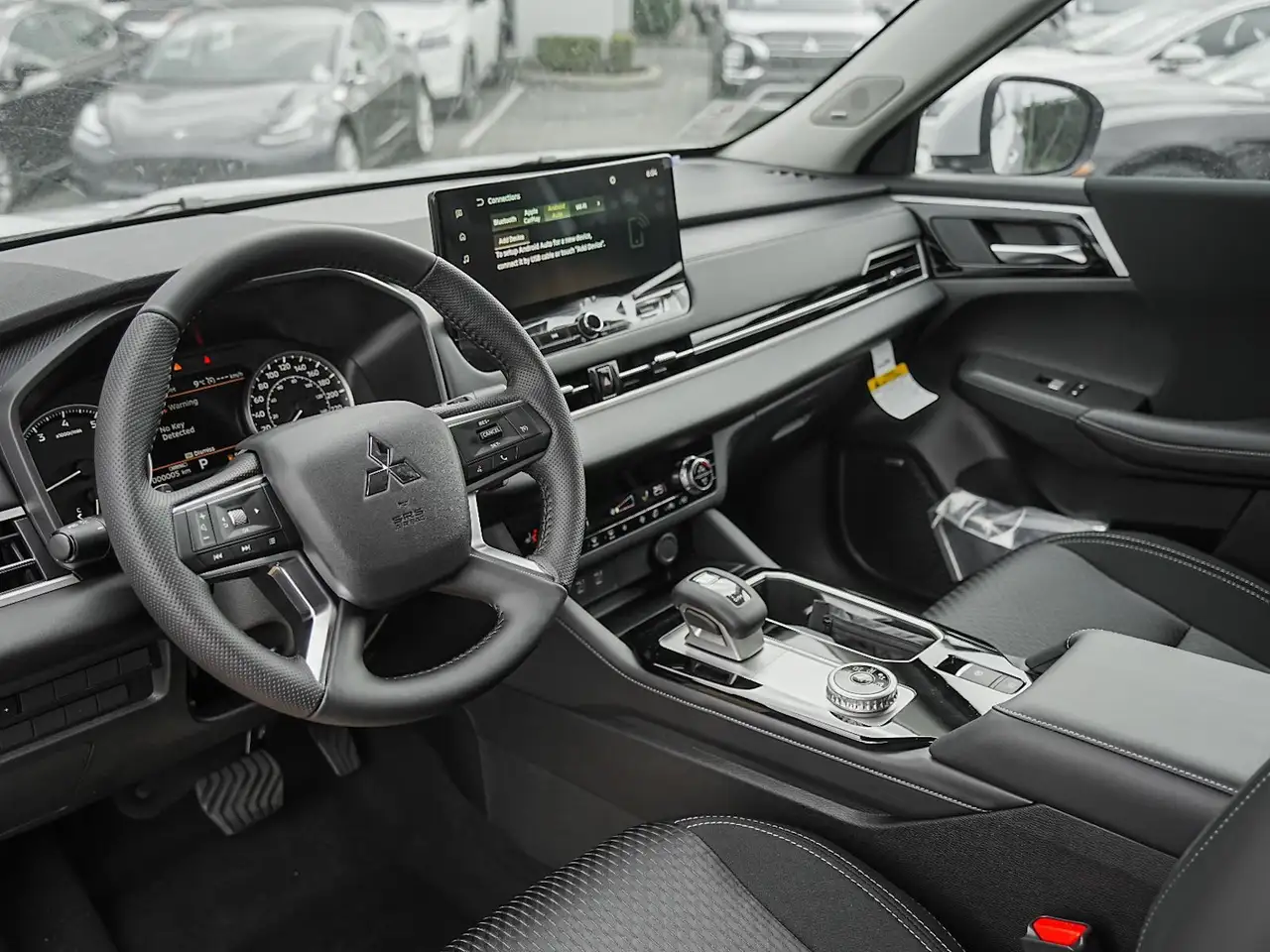 Mitsubishi Outlander снимка Mitsubishi Outlander