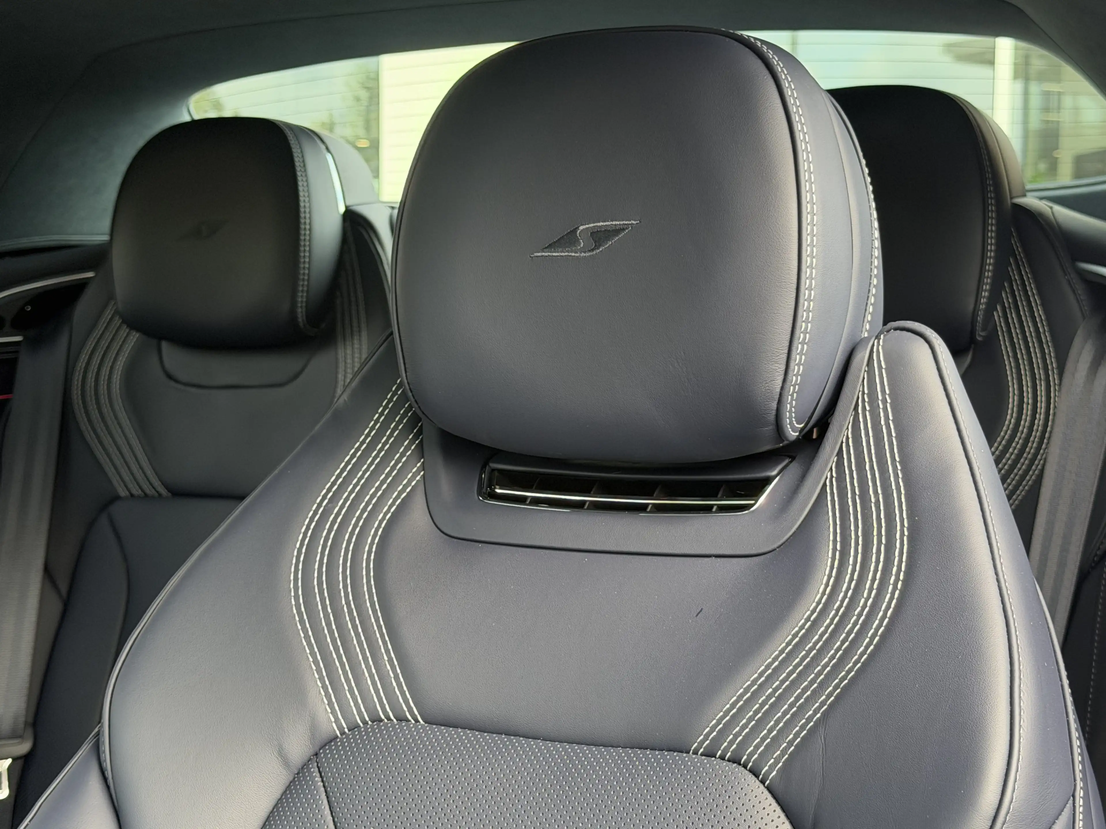 Bentley Continental GTC S *B&O*Rotating*Wellness Seating* — photo 15