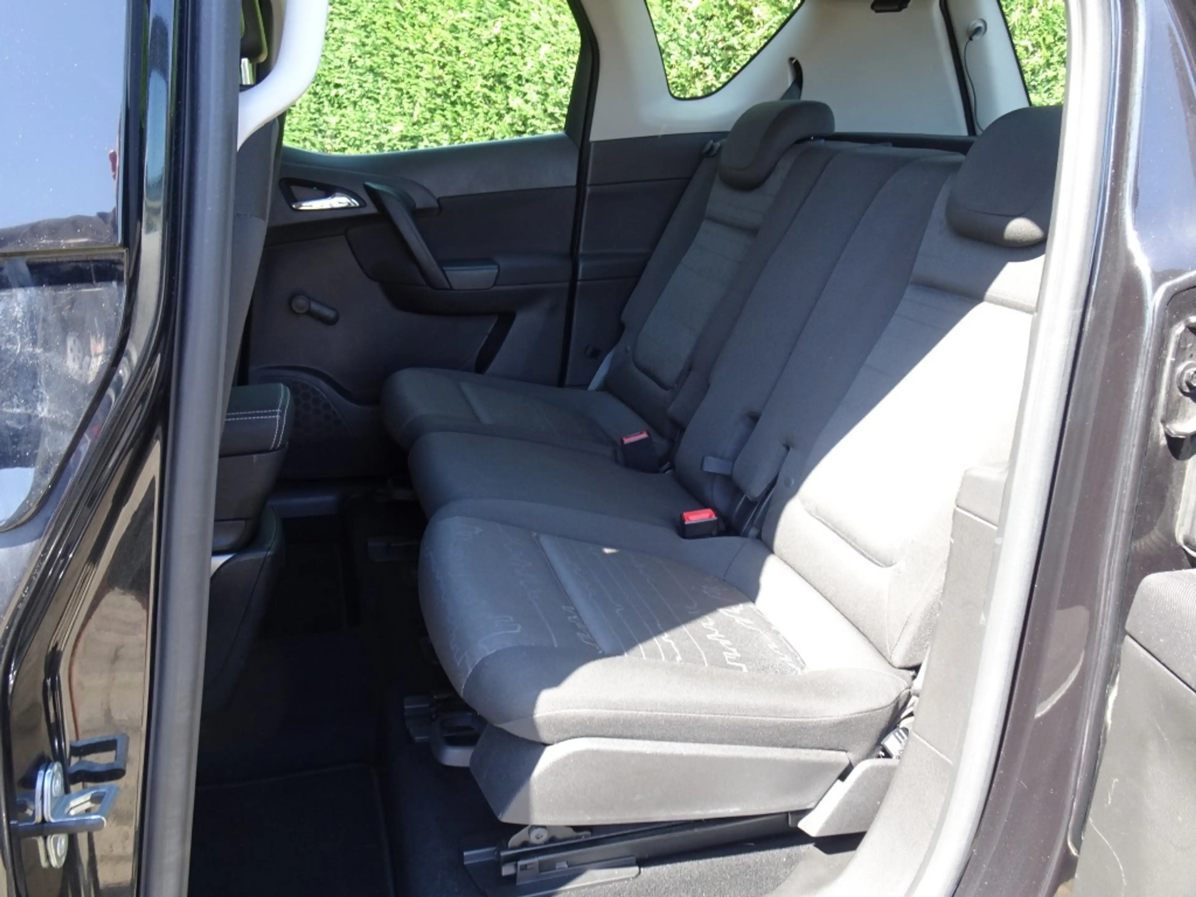 Opel Meriva 1.4 Design Edition met Navi en Trekhaak — photo 8
