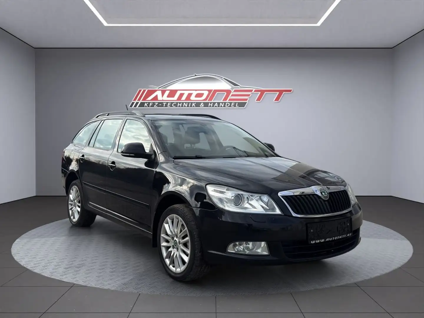 Skoda Octavia Laurin & Klement 4X4 Schwarz - 1