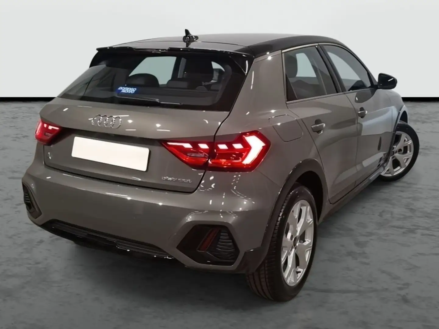 Audi A1 allstreet 30 TFSI 85 kW (116 CV) S tronic Gris - 2