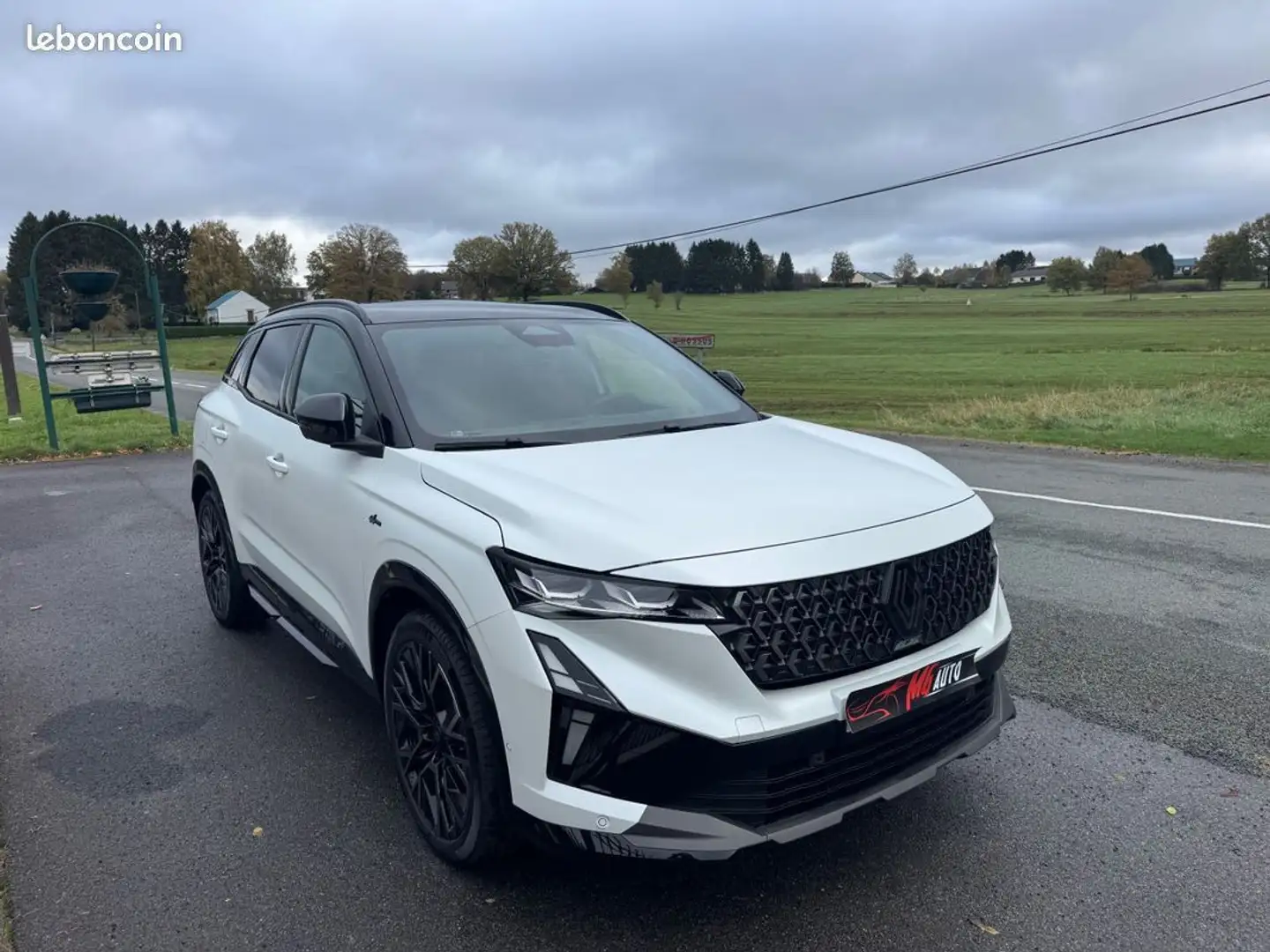 Renault Austral ESPRIT ALPINE full hybrid 200 NOUVEAU MODELE BLANC NACRE SATIN TOIT NOIT PANO MATRIX TETE HAUTE HARMAN KARDON CAMERA 360  Gris - 1