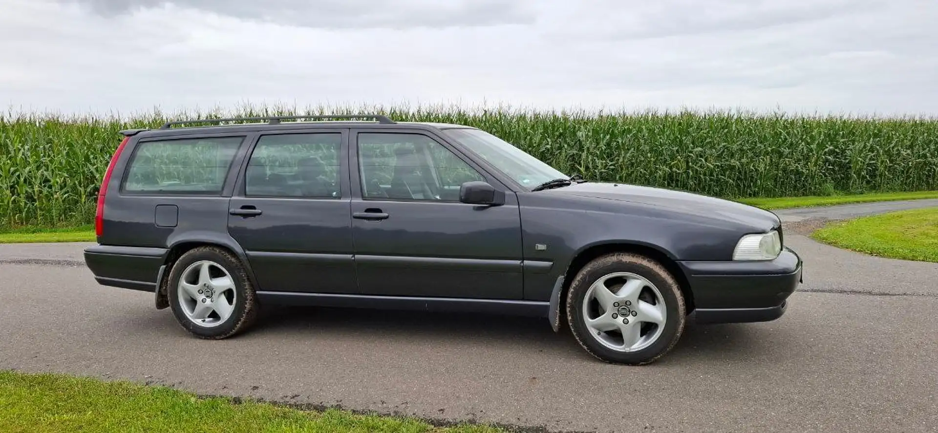 Volvo V70 V70 2.5 - 2