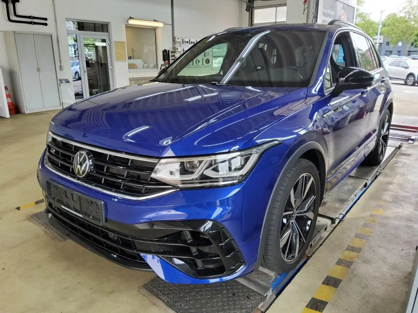 Volkswagen Tiguan 2.0 TSI R 4Motion LED-Matrix ACC CarPlay Blau - 2