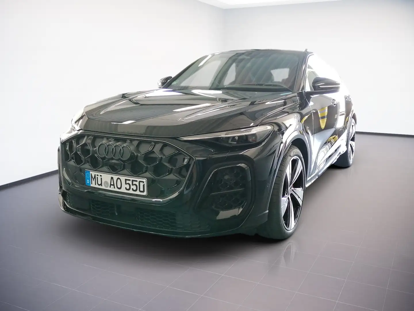 Audi SQ5 Sportback edition one TFSI 367PS S tronic quattro Černá - 2