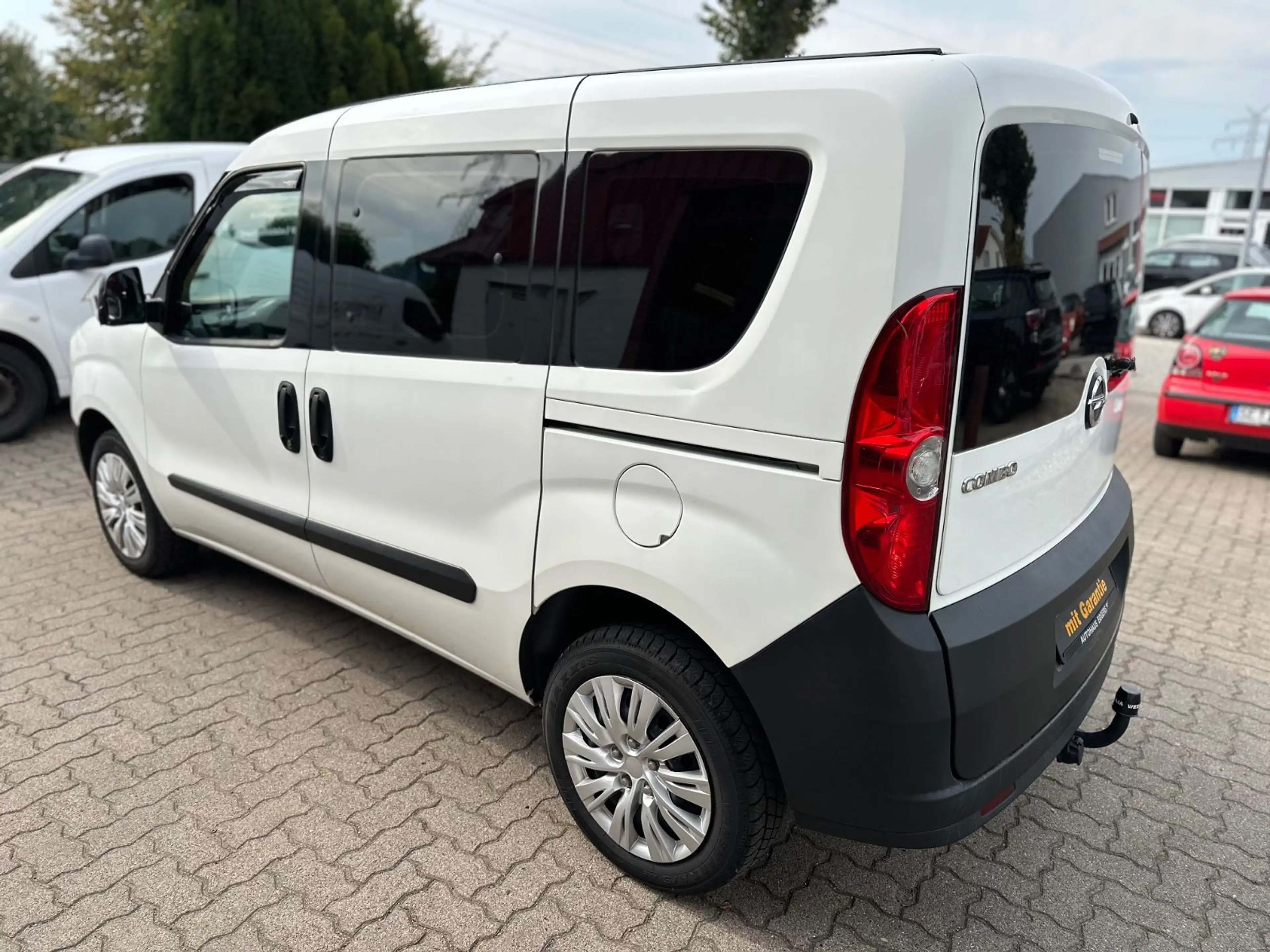 Opel Combo D Selection L1H1/AHK/KAM/KLIMA/GJR/TÜV NEU — photo 7