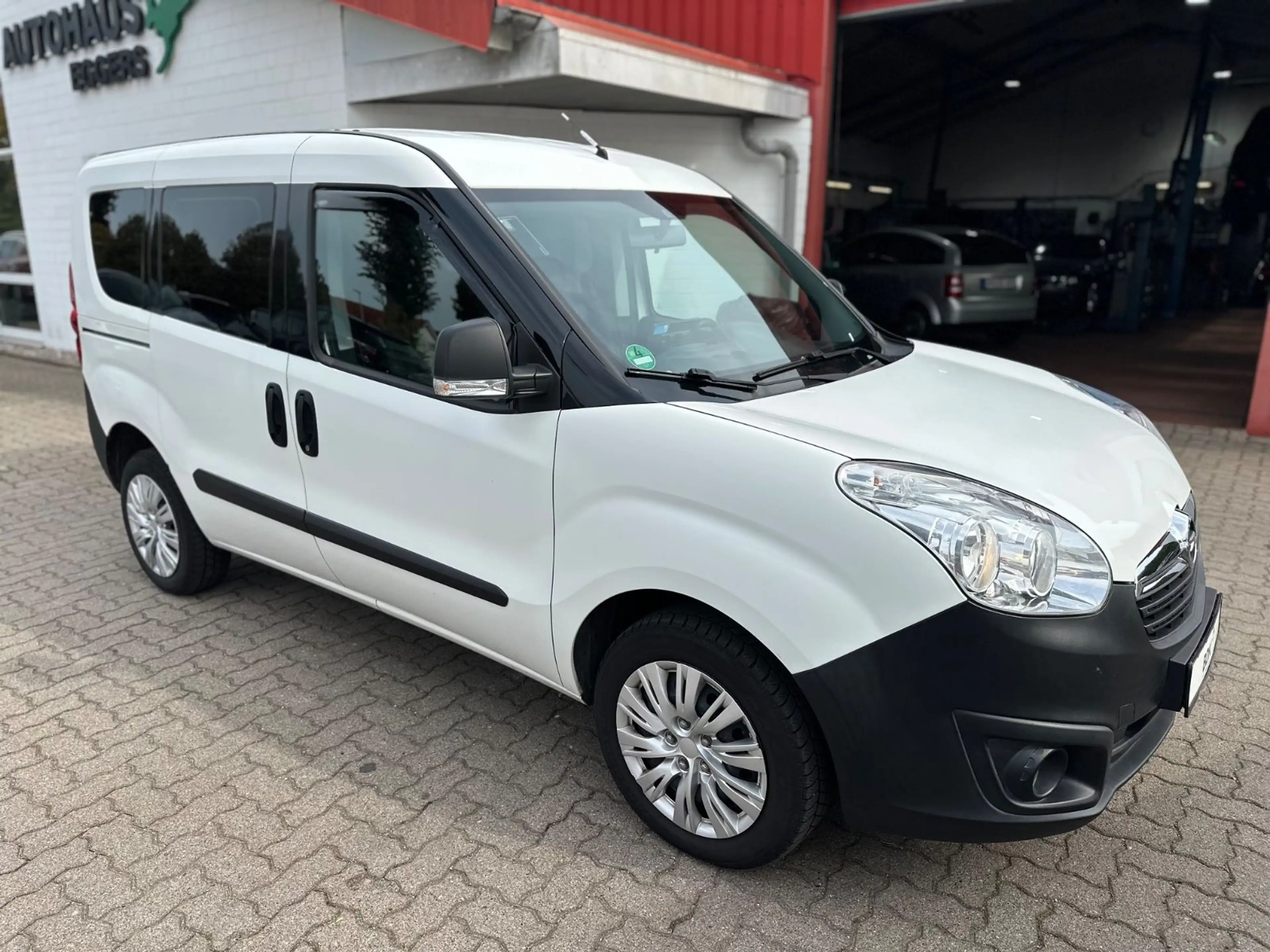 Opel Combo D Selection L1H1/AHK/KAM/KLIMA/GJR/TÜV NEU — photo 4