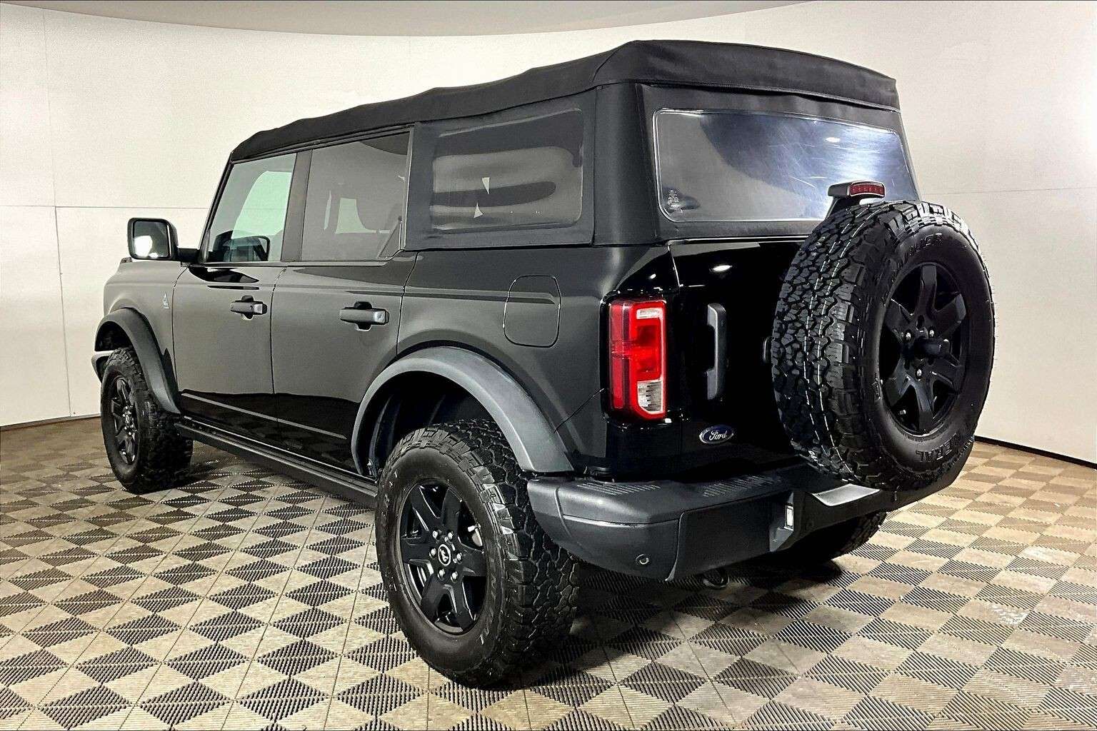 used 2022 Ford Bronco car, priced at $33,998