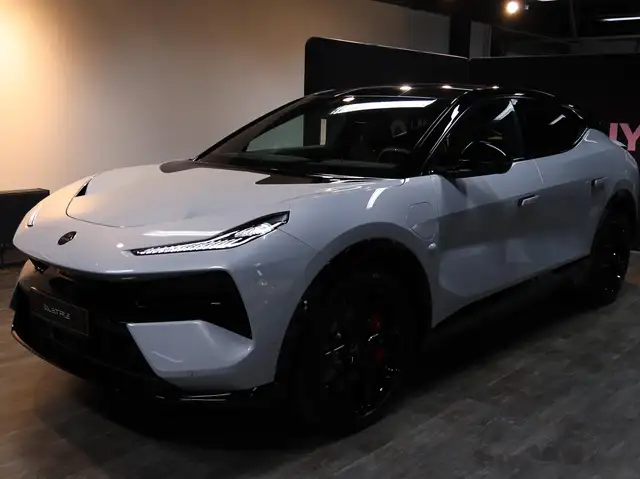 Lotus Eletre 600 GT SE