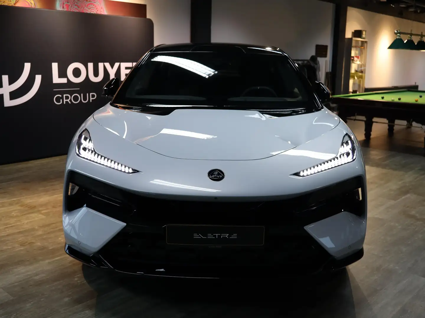 Lotus Eletre 600 GT SE Srebrny - 2