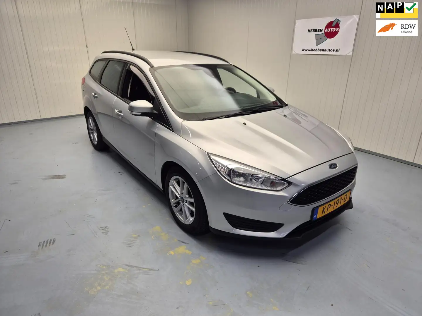 Ford Focus Wagon 1.0 Trend Navi Ecc Cruise Control Alu Velgen Gris - 1