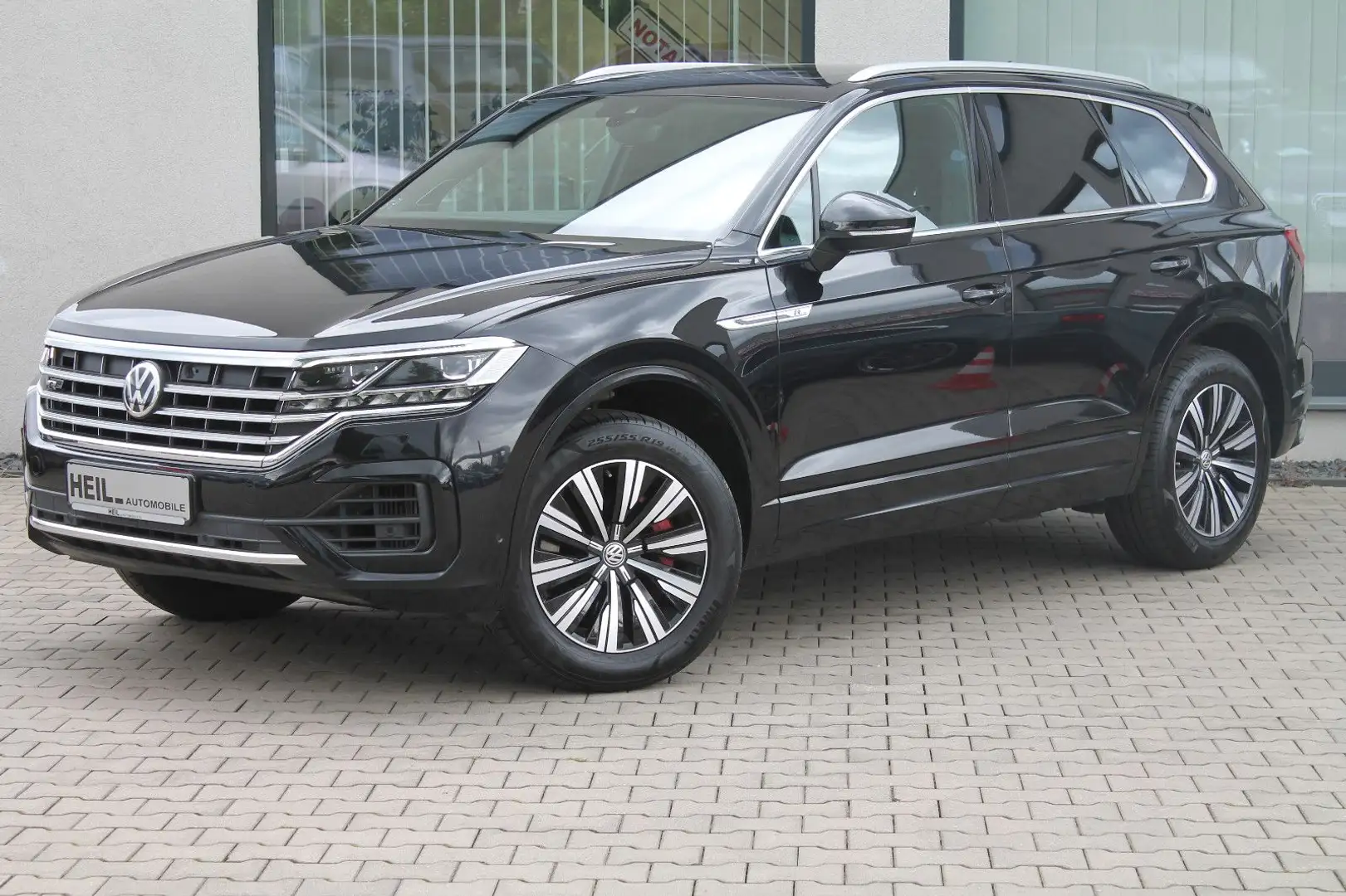 Volkswagen Touareg Atmosphere 4.0 TDI *NACHTSICHT*AHK*ACC* Schwarz - 1
