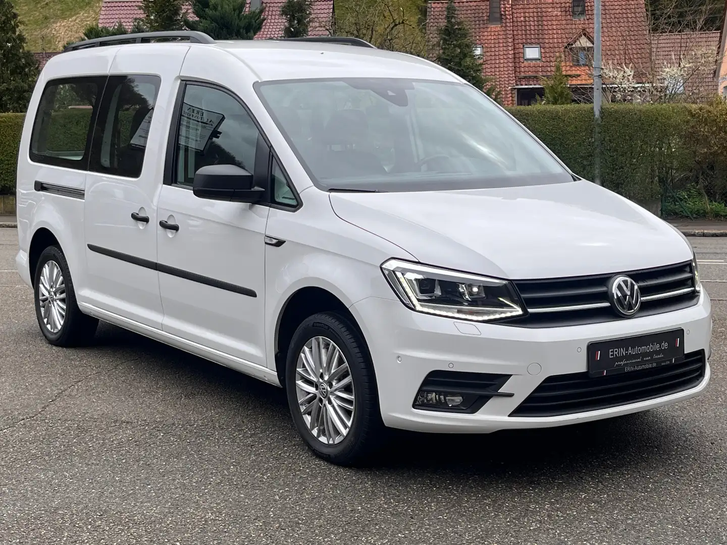 Volkswagen Caddy Maxi Kombi 2,0 TDI DSG *ACC*BI XENON*1.HAND* NAVI* Blanc - 2