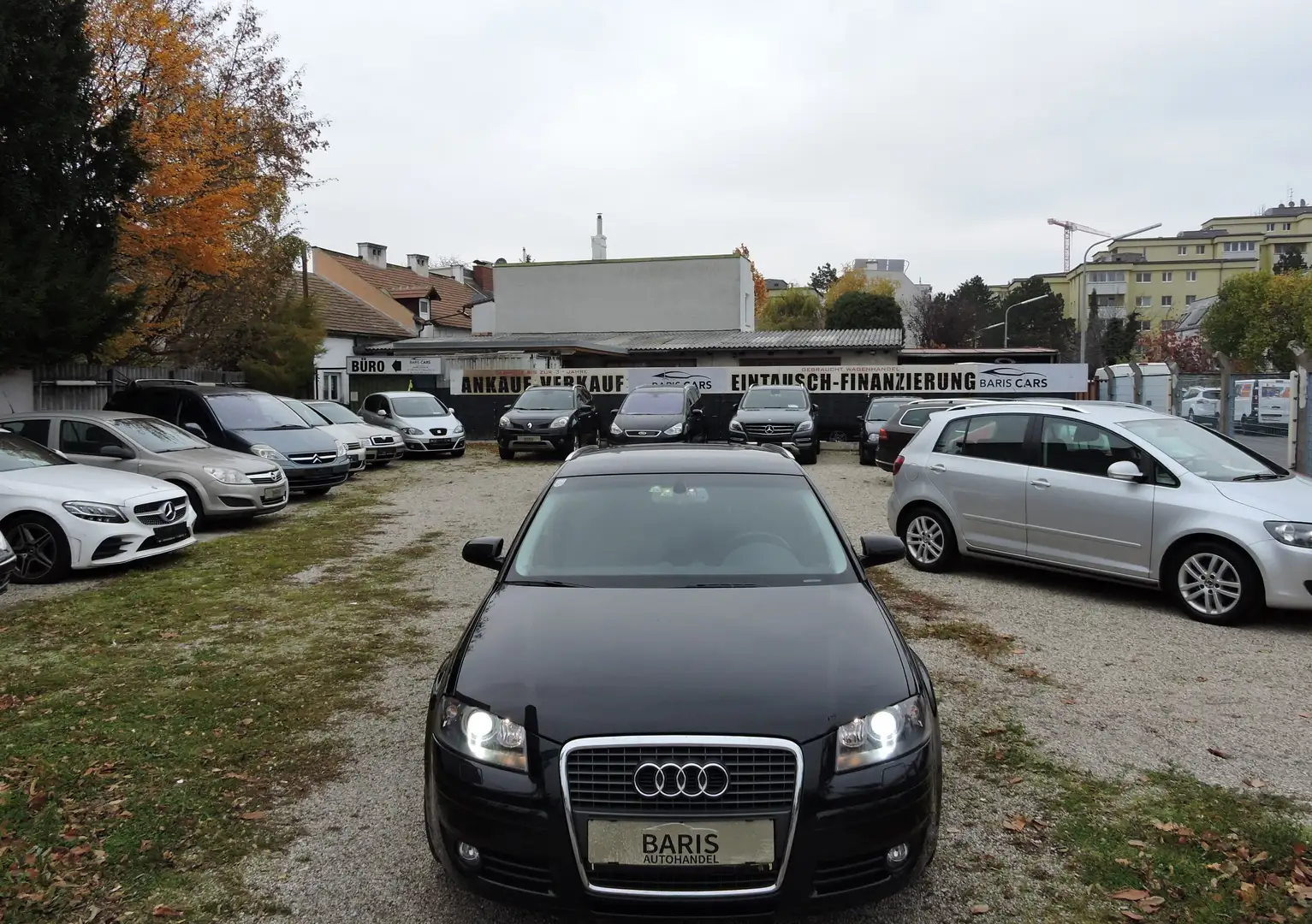 Audi A3 1.9 TDI Ambiente// Aut. Schwarz - 2