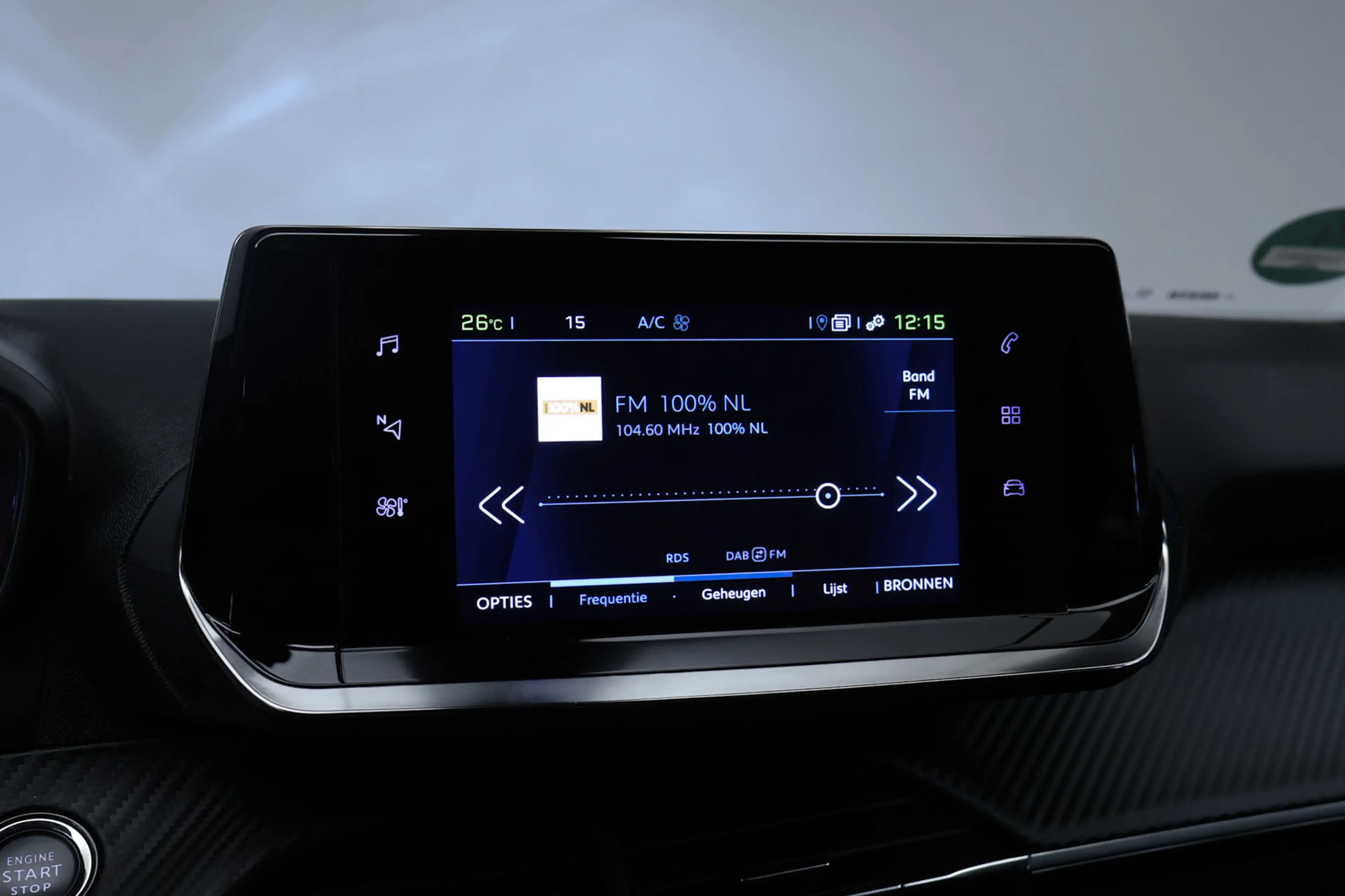 Peugeot e-2008 EV Blue Lease Active 50 kWh Sport (APPLE CARPLAY,N — photo 16