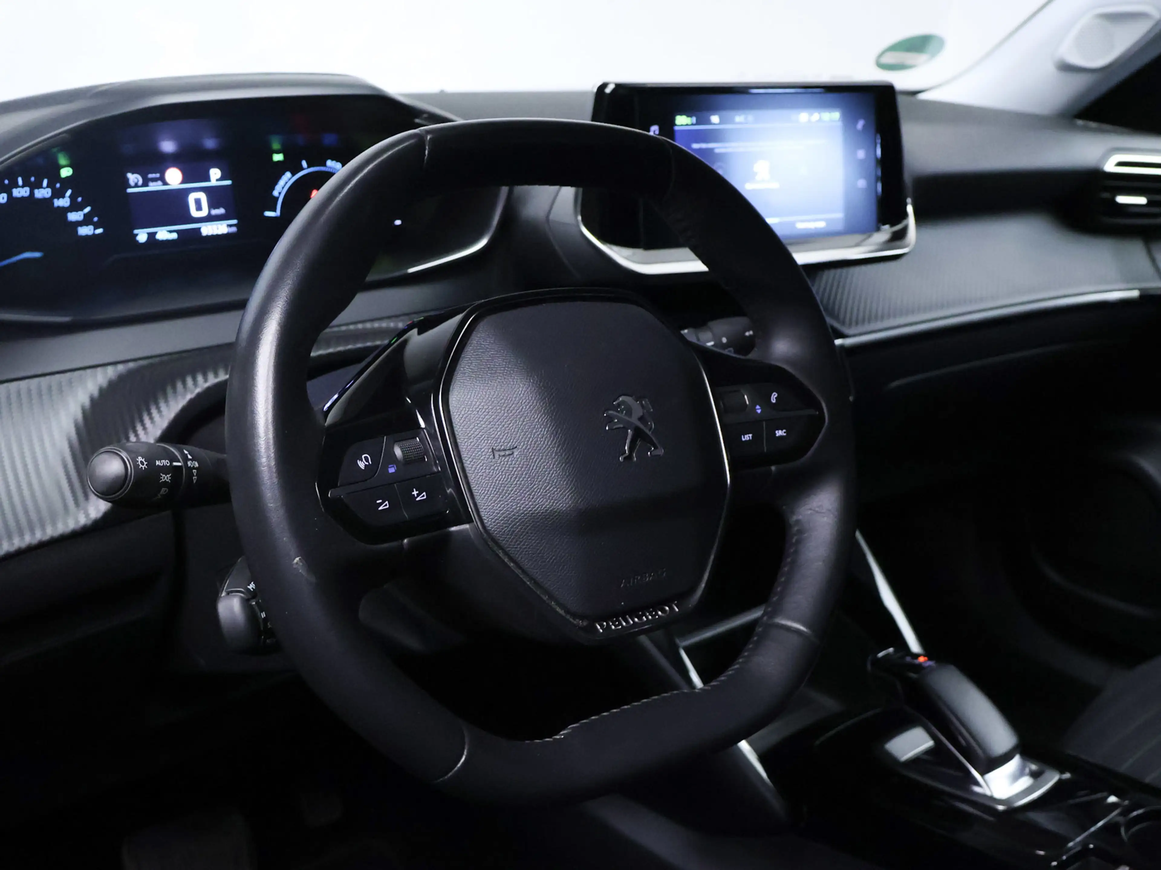 Peugeot e-2008 EV Blue Lease Active 50 kWh Sport (APPLE CARPLAY,N — photo 24