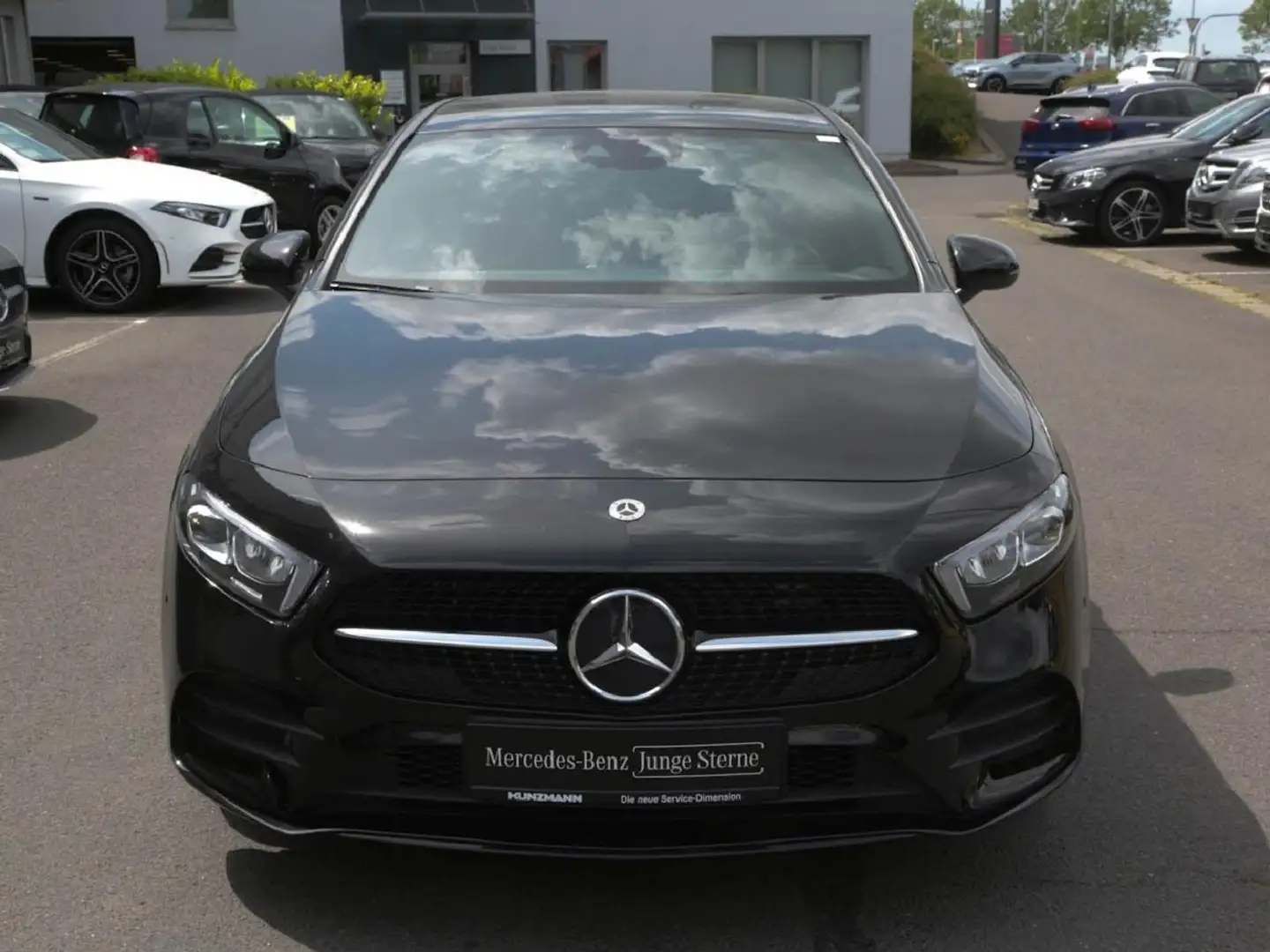 Mercedes-Benz A 250 e  AMG Night EDITION2020 Navi Panorama Negro - 2