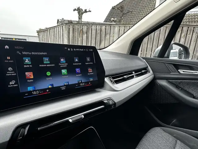 BMW 2 Series view 14
