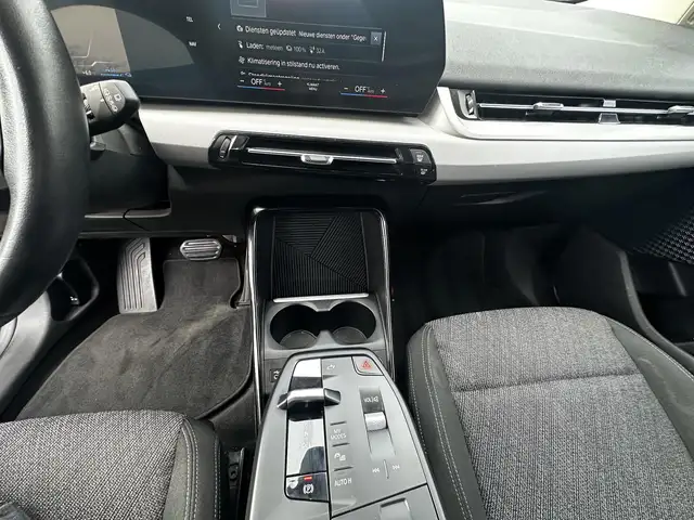BMW 2 Series view 21