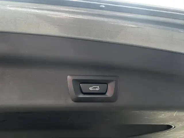 BMW 2 Series view 25