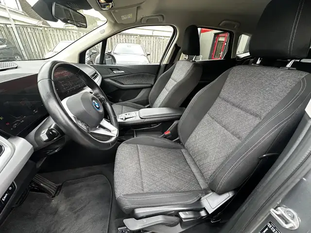 BMW 2 Series view 5