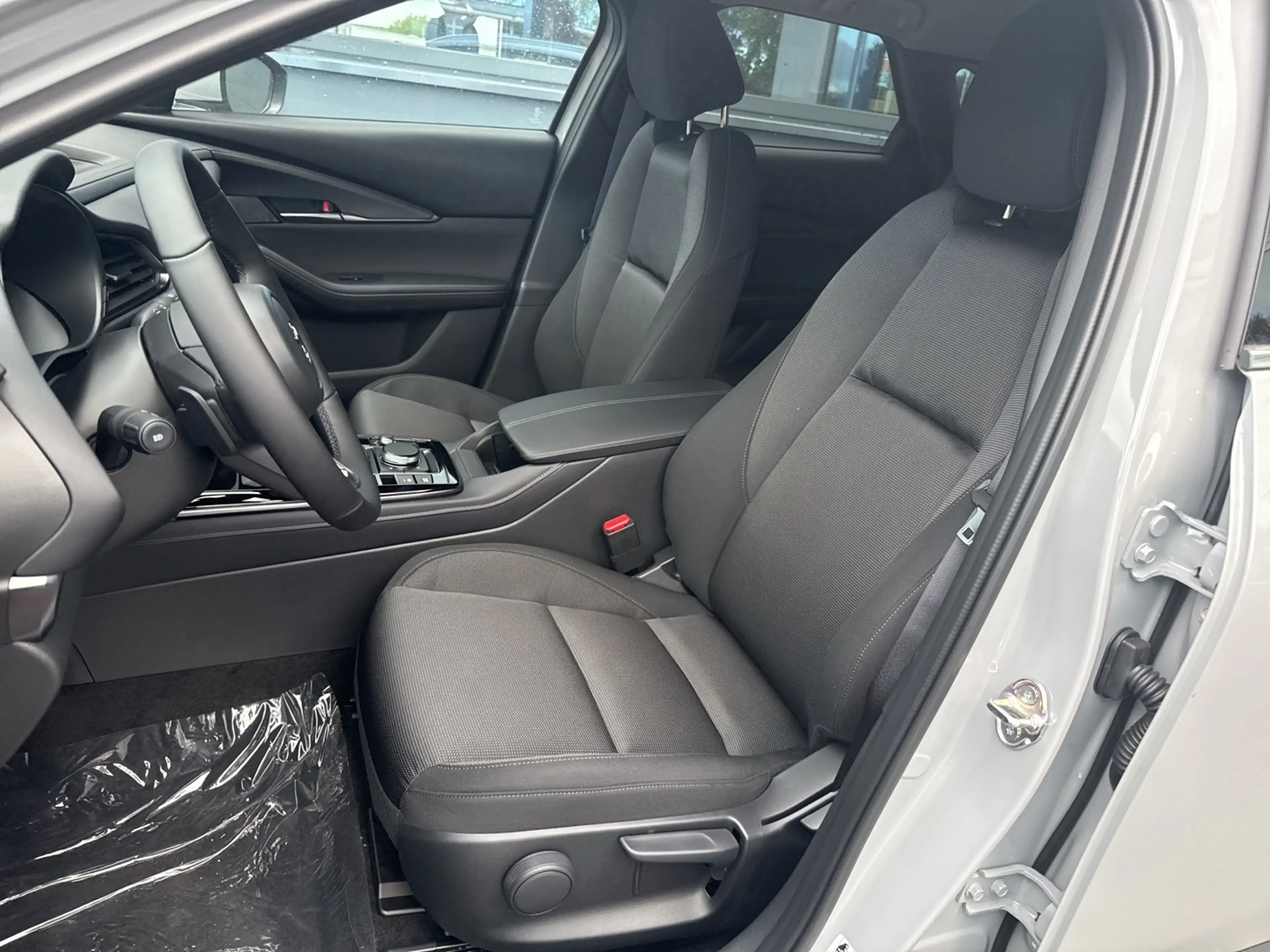 Mazda CX-30 Exclusive-Line 2027 Automatik 140 Metallic — photo 12