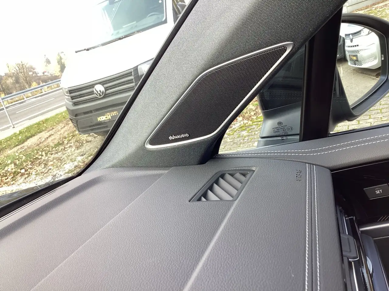 Volkswagen Touareg R-Line FINAL EDITION AHK HUD Pano Leder 16
