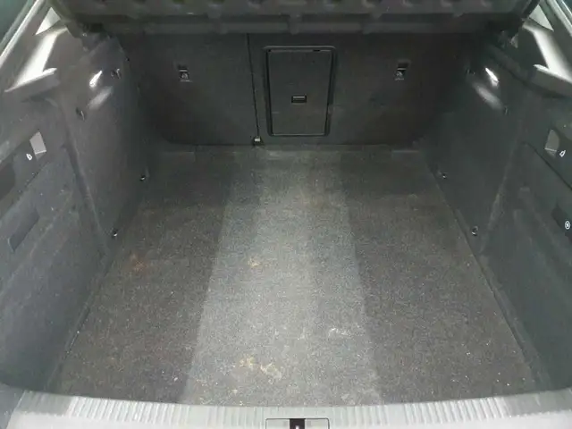 Skoda Superb view 12