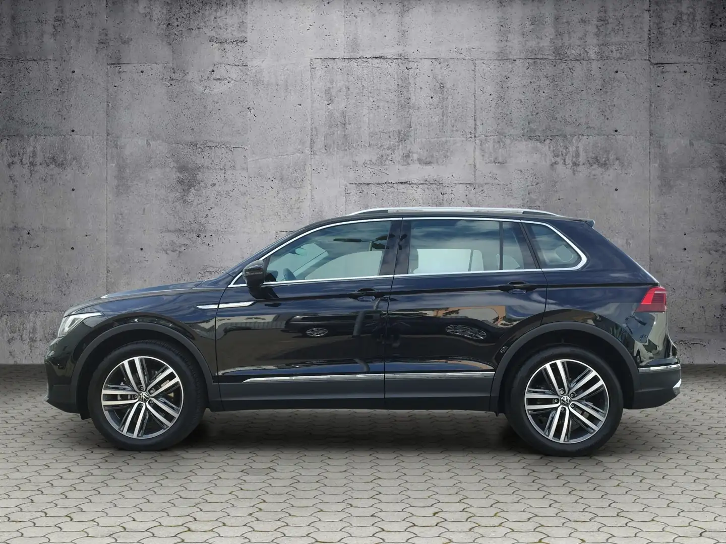 Volkswagen Tiguan Elegance 2.0 TSI DSG 4M IQ-Light/H.K. Allrad KLIM Schwarz - 2