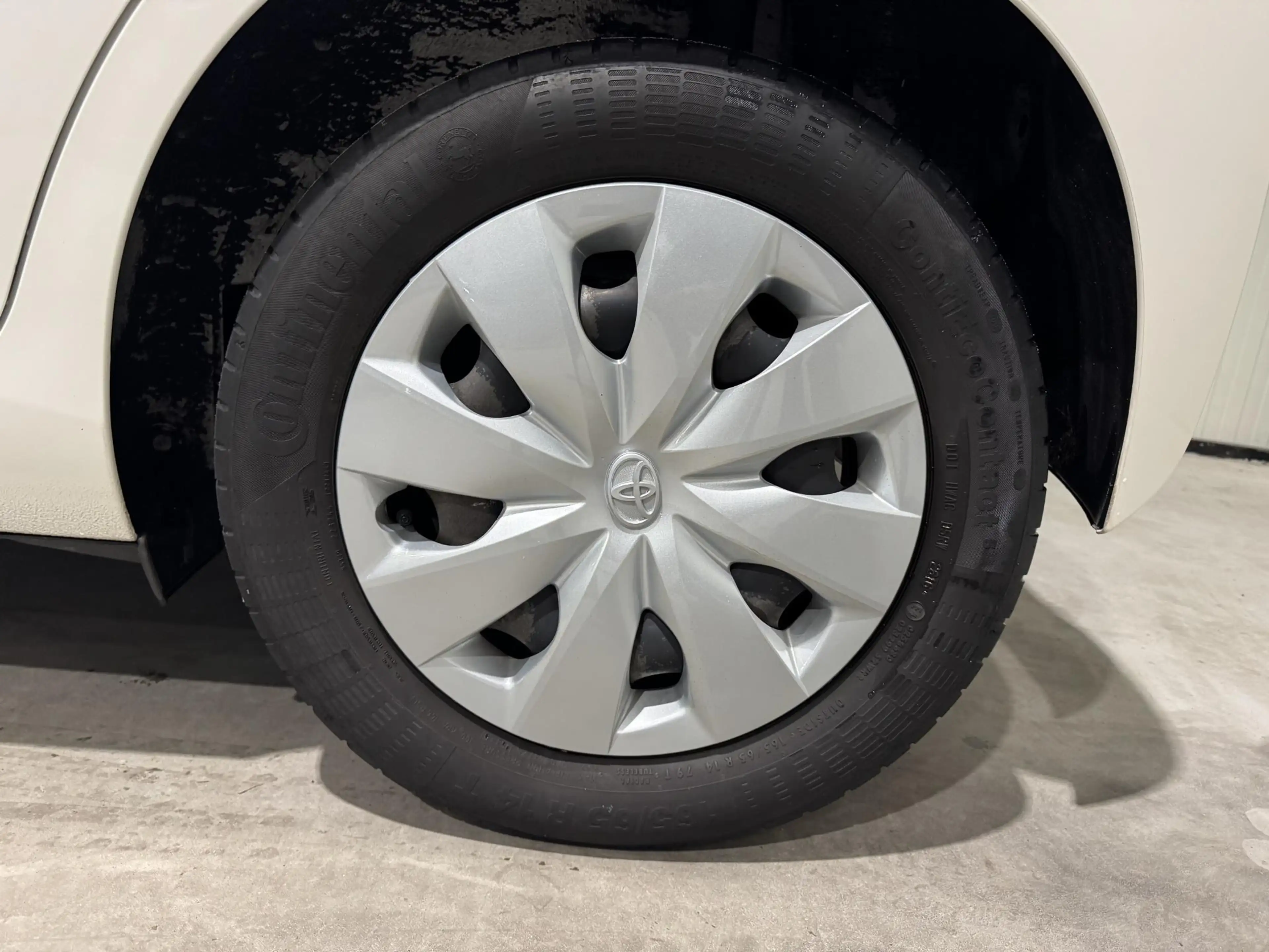 Toyota Aygo 1.0 VVT-i x-now | airco | dealer onderhouden | — photo 15