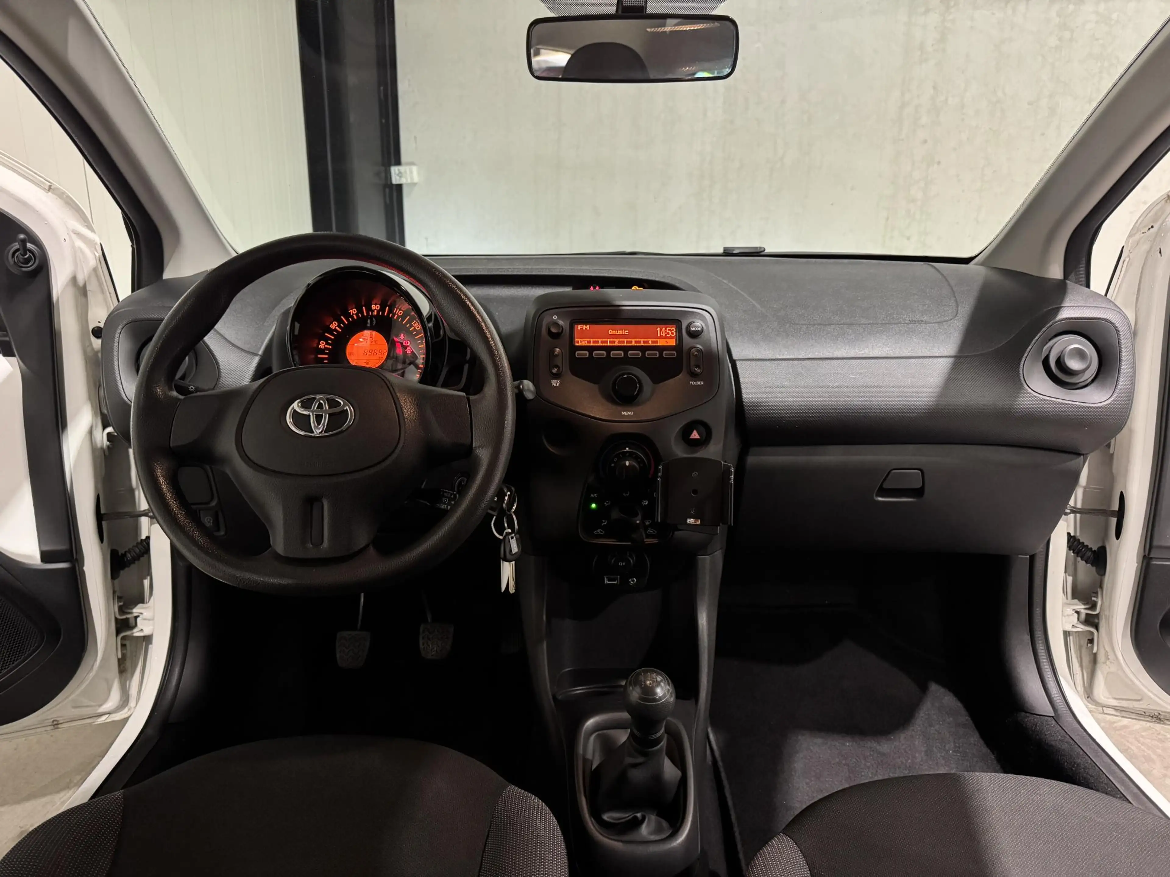 Toyota Aygo 1.0 VVT-i x-now | airco | dealer onderhouden | — photo 3