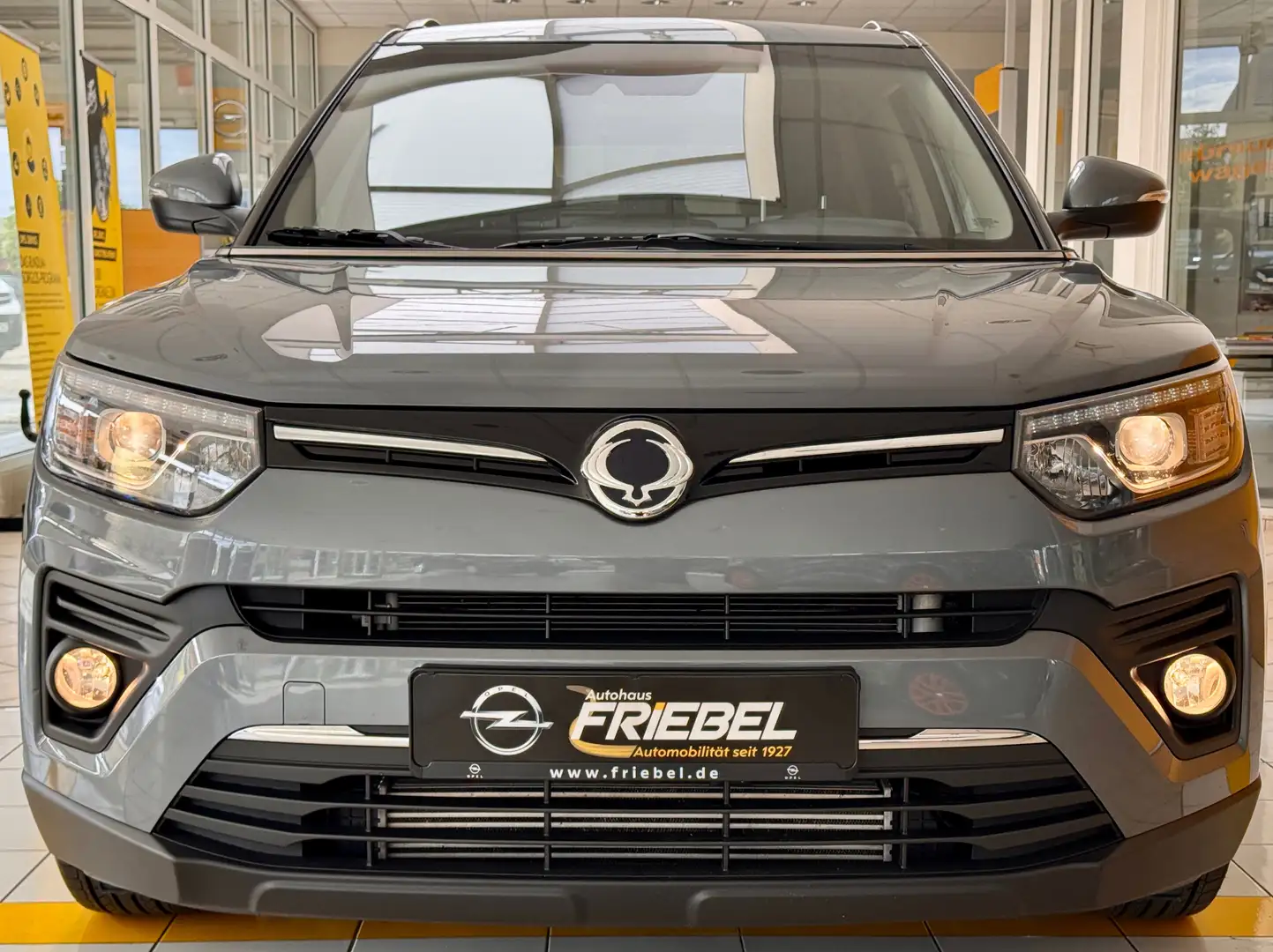 SsangYong Tivoli Tivoli/ALLRAD/Automatik/NAVI/Kamera/Sitzhzg./Telefon Grau - 2