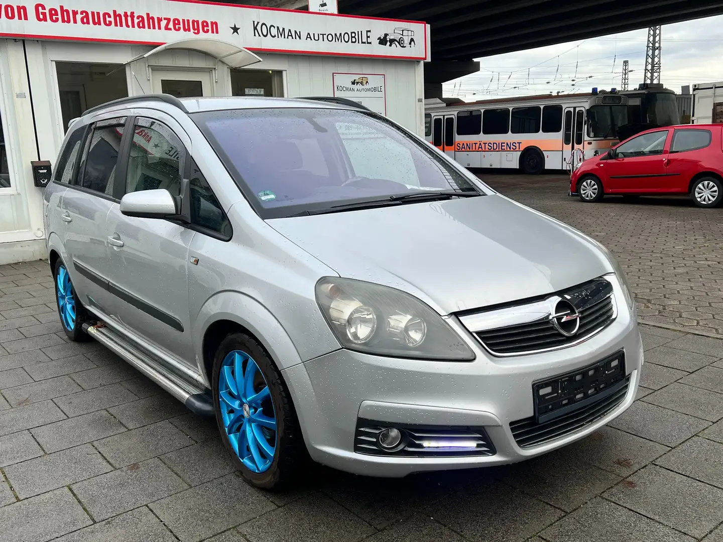 Opel Zafira Edition Grau - 1