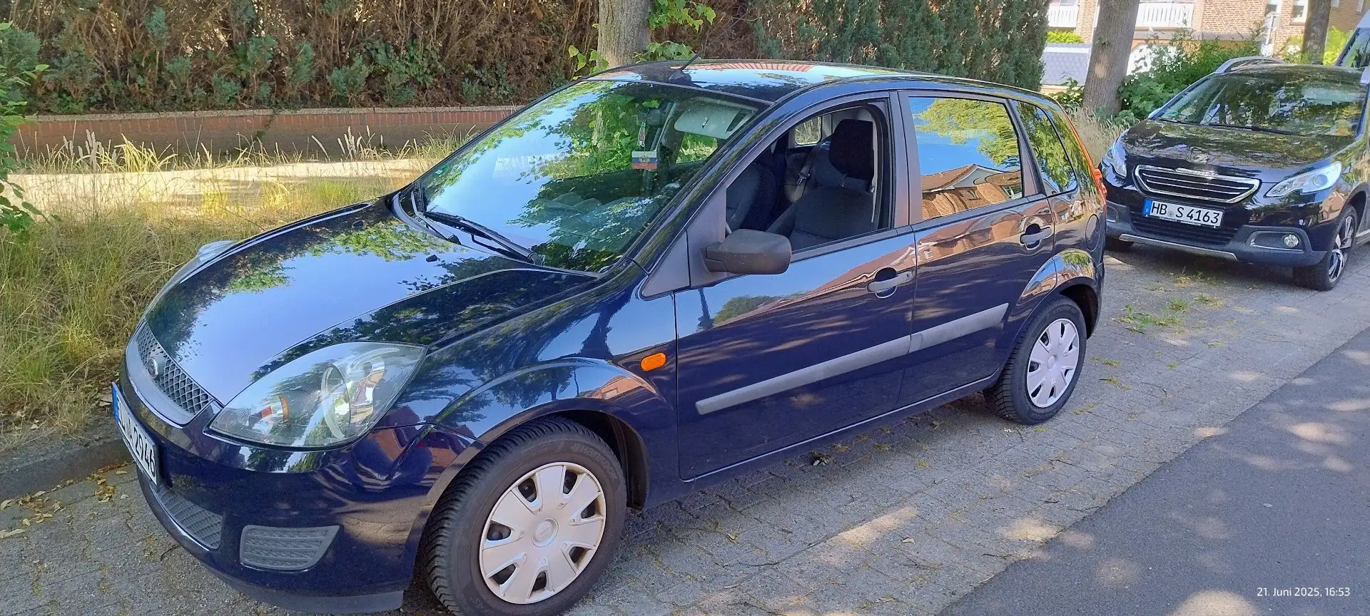 Ford Fiesta 1.3 Ambiente - 2