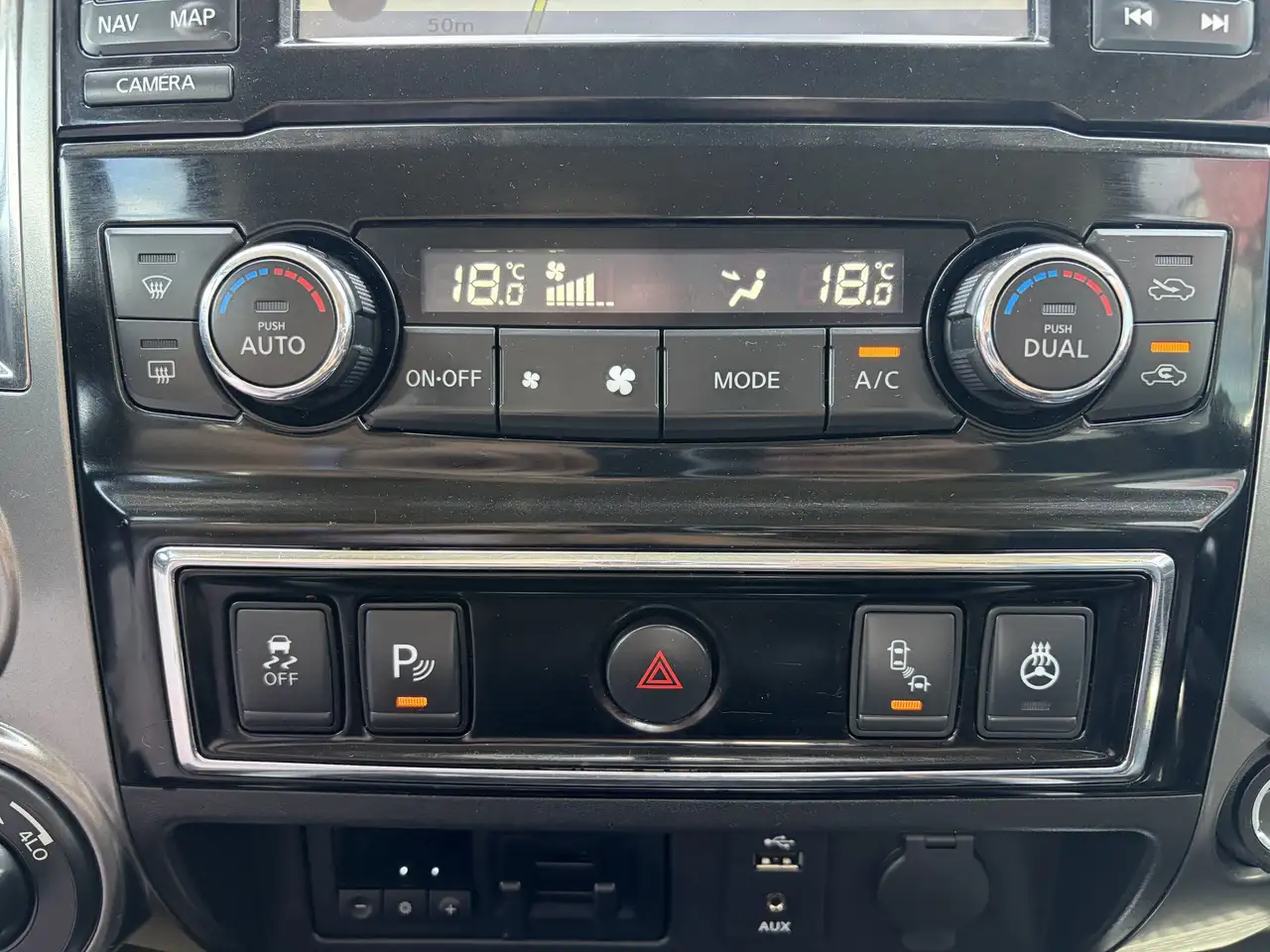 Nissan Titan снимка Nissan Titan