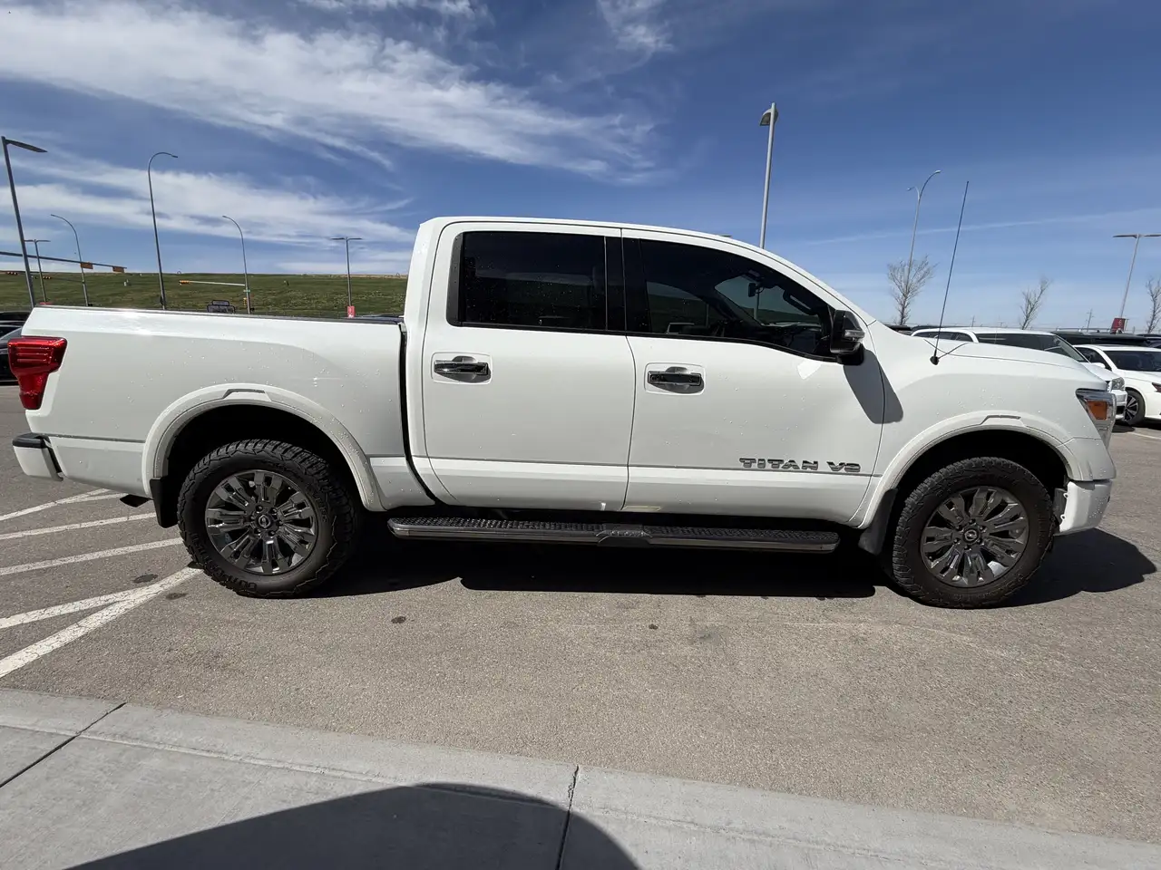 Nissan Titan снимка Nissan Titan