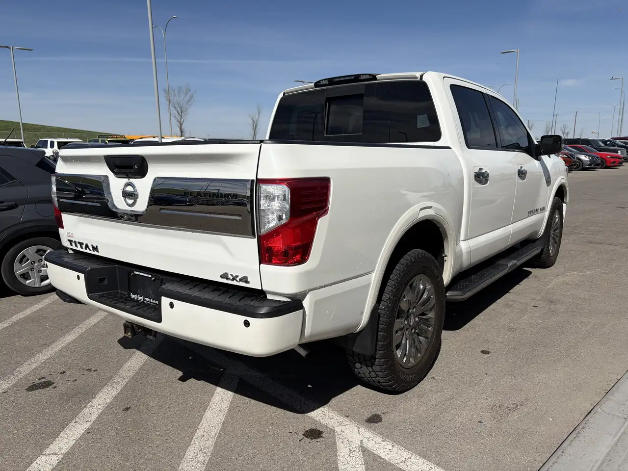 Nissan Titan снимка Nissan Titan