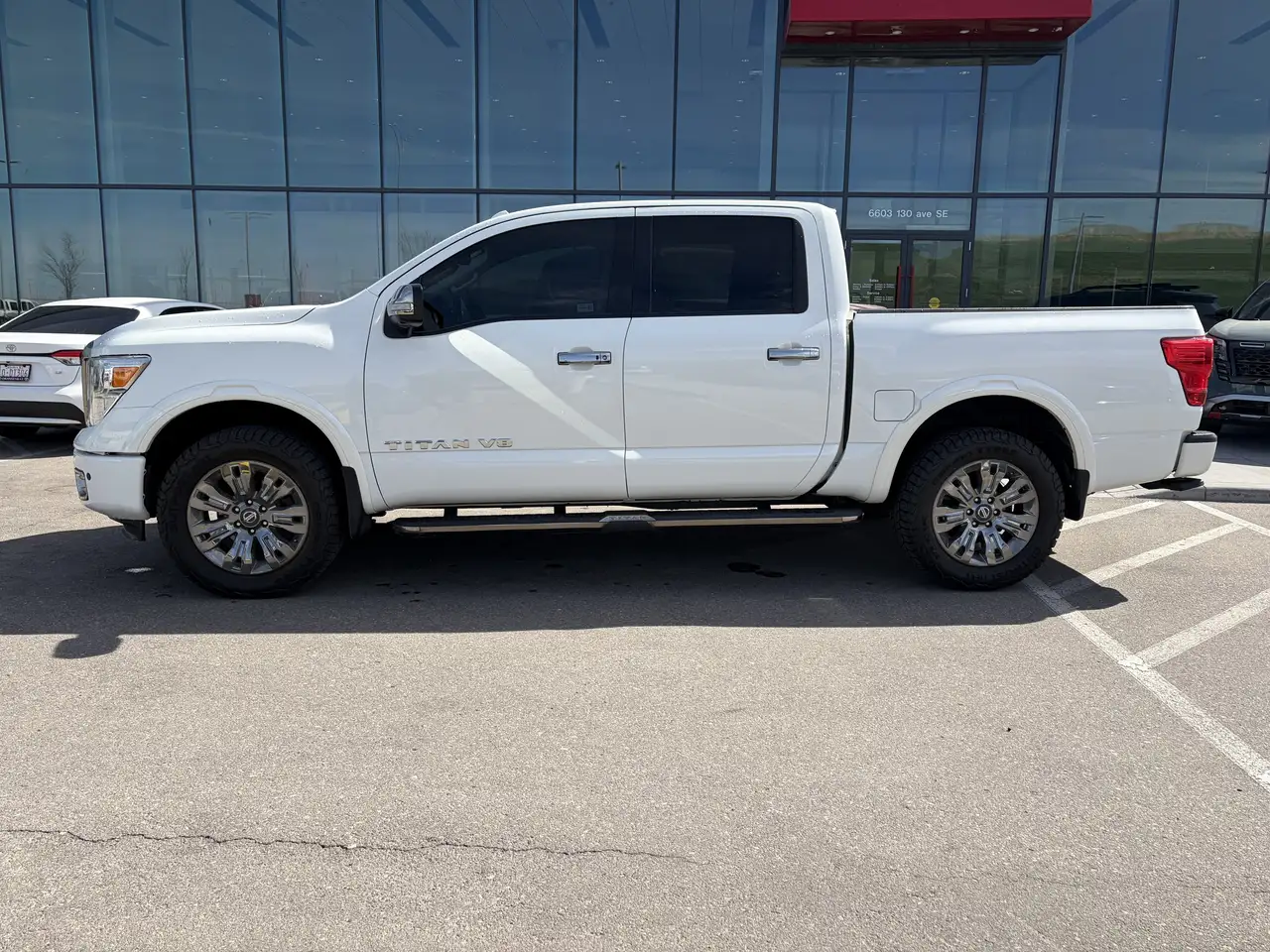Nissan Titan снимка Nissan Titan