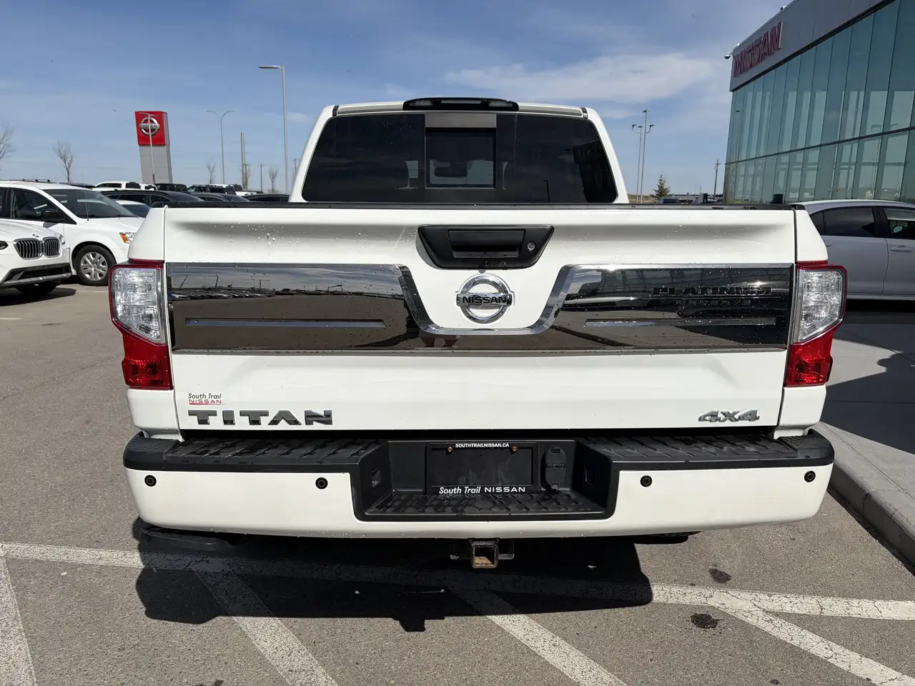 Nissan Titan снимка Nissan Titan