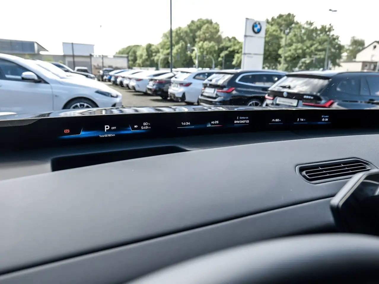 BMW iX3 50 xDrive M Sport 22" 3D Head-Up Panorama 360° AHK 16