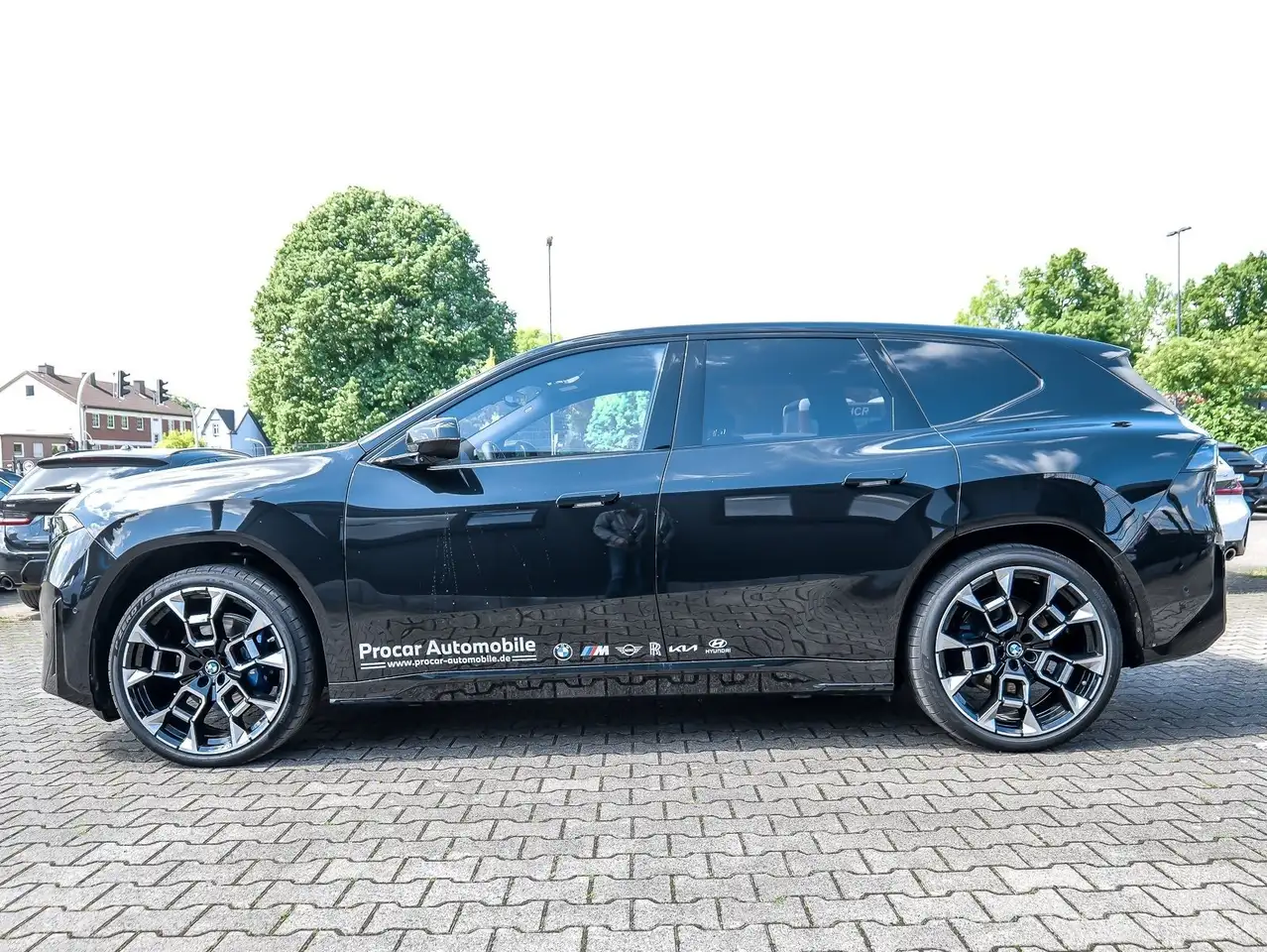 BMW iX3 50 xDrive M Sport 22" 3D Head-Up Panorama 360° AHK 9