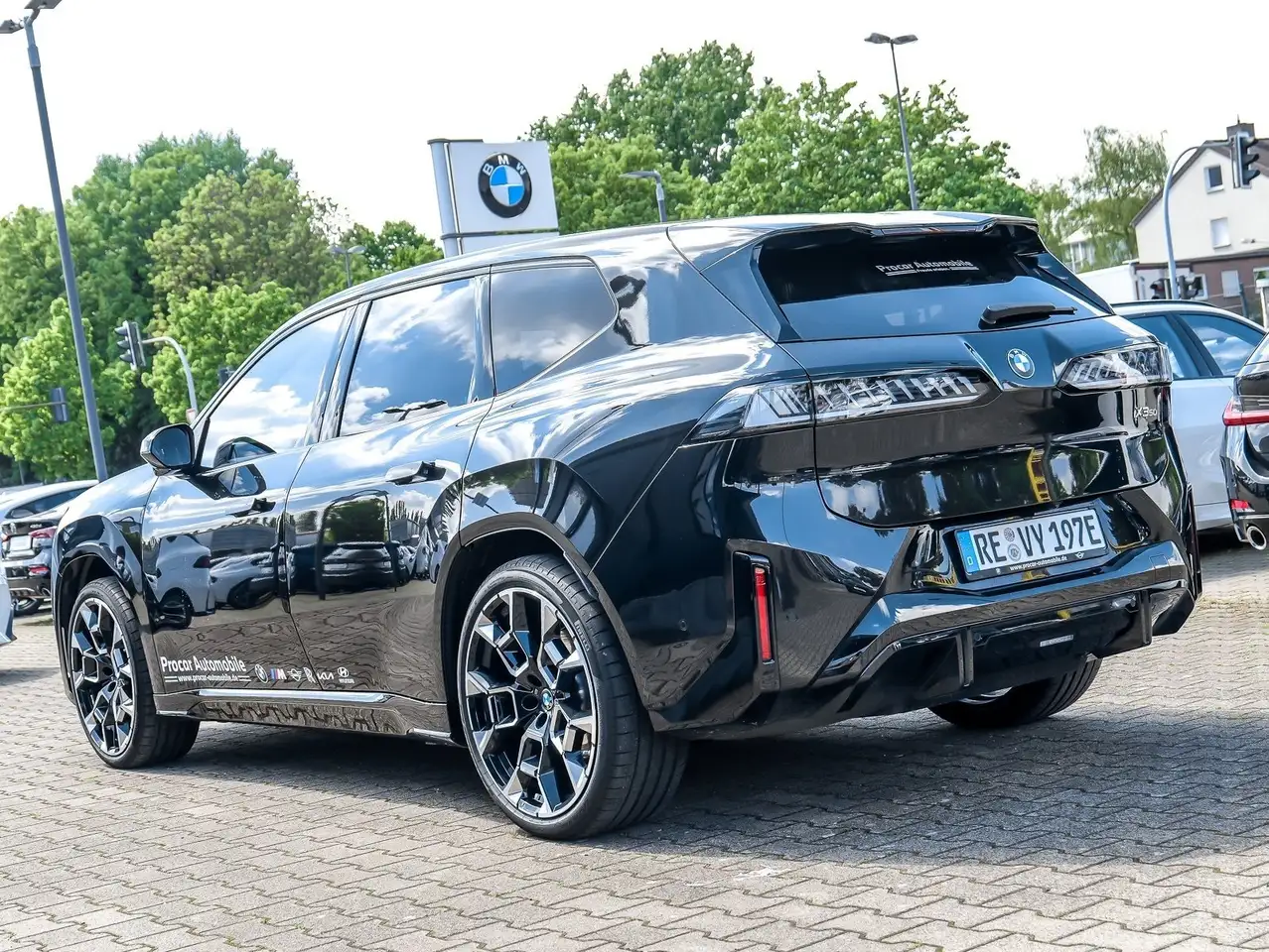 BMW iX3 50 xDrive M Sport 22" 3D Head-Up Panorama 360° AHK 7