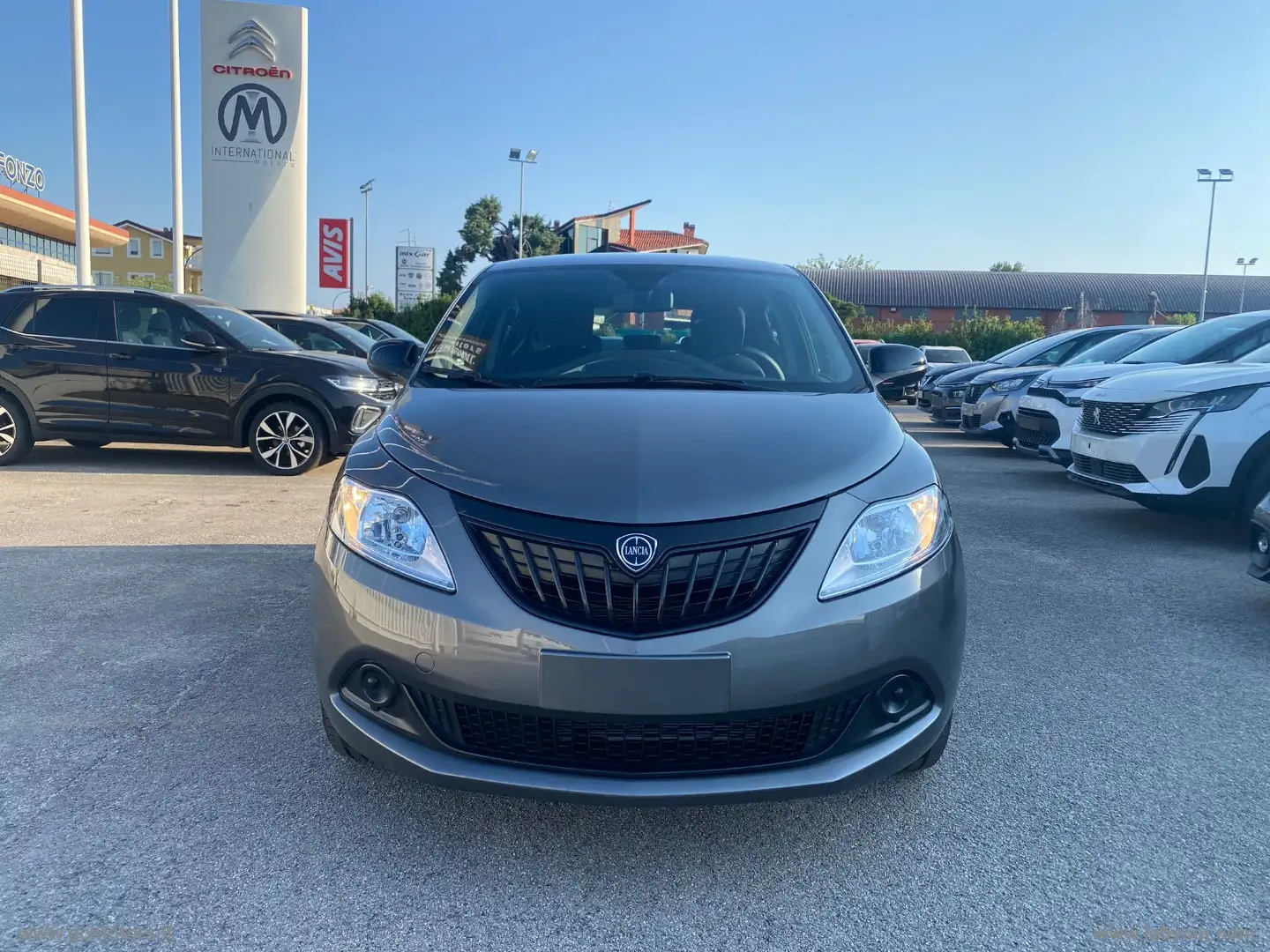 Lancia Ypsilon 1.0 FireFly 5p.S&S Hyb. Eco Gold Grigio - 2