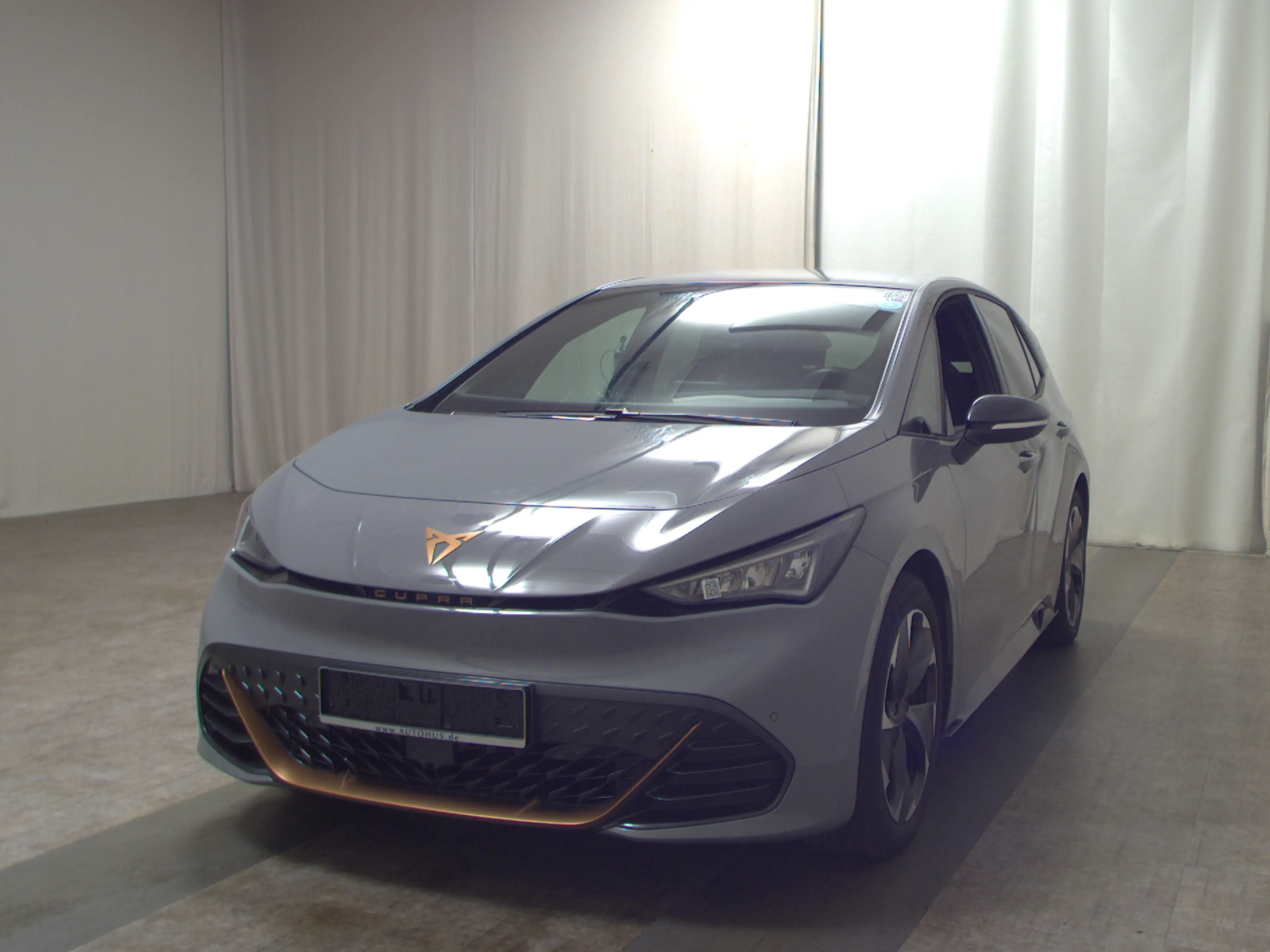 CUPRA Born — photo 2